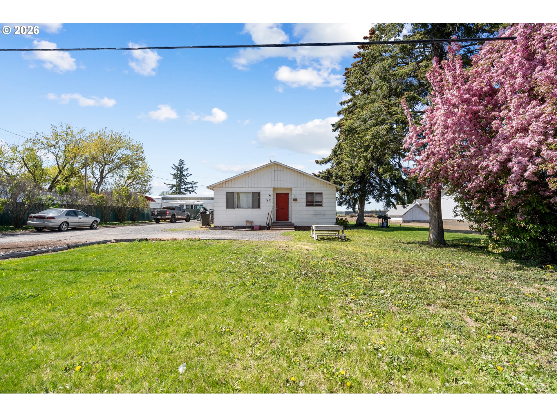 1675 11TH (and 1791-1795) ST, Hermiston, OR 97838