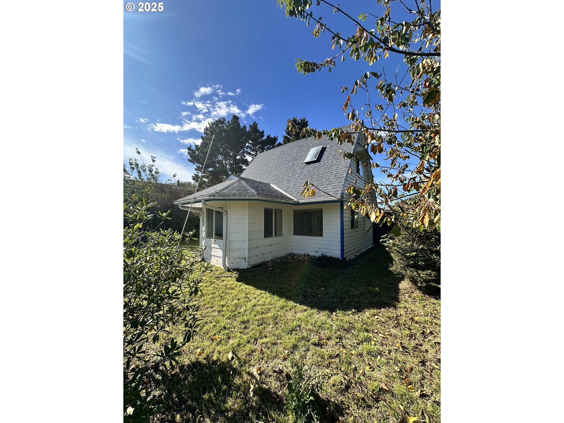 6835 GALLEY AVE, LincolnCity, OR 97367