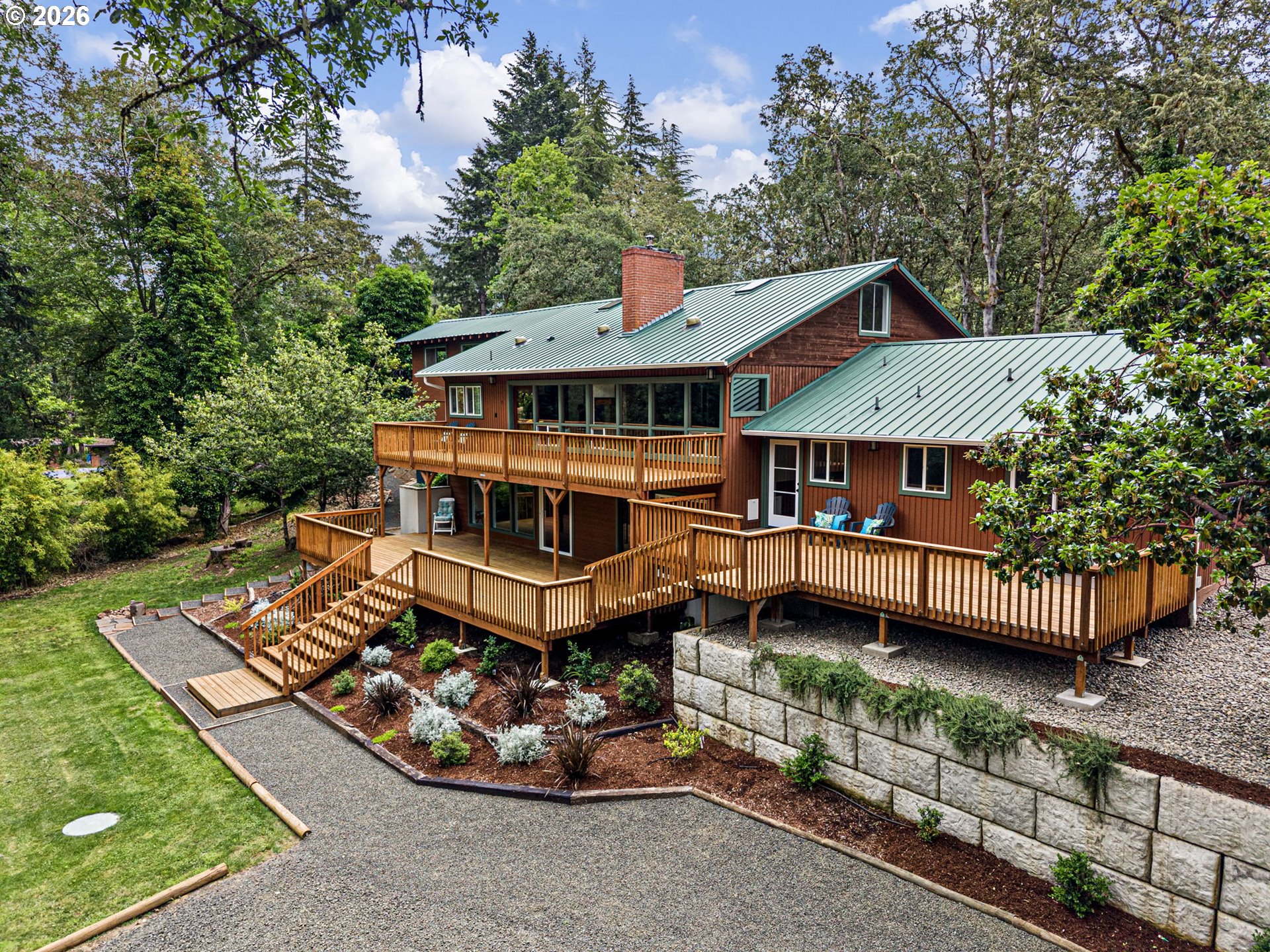 1212 WHISTLERS LN, Roseburg, OR 97470