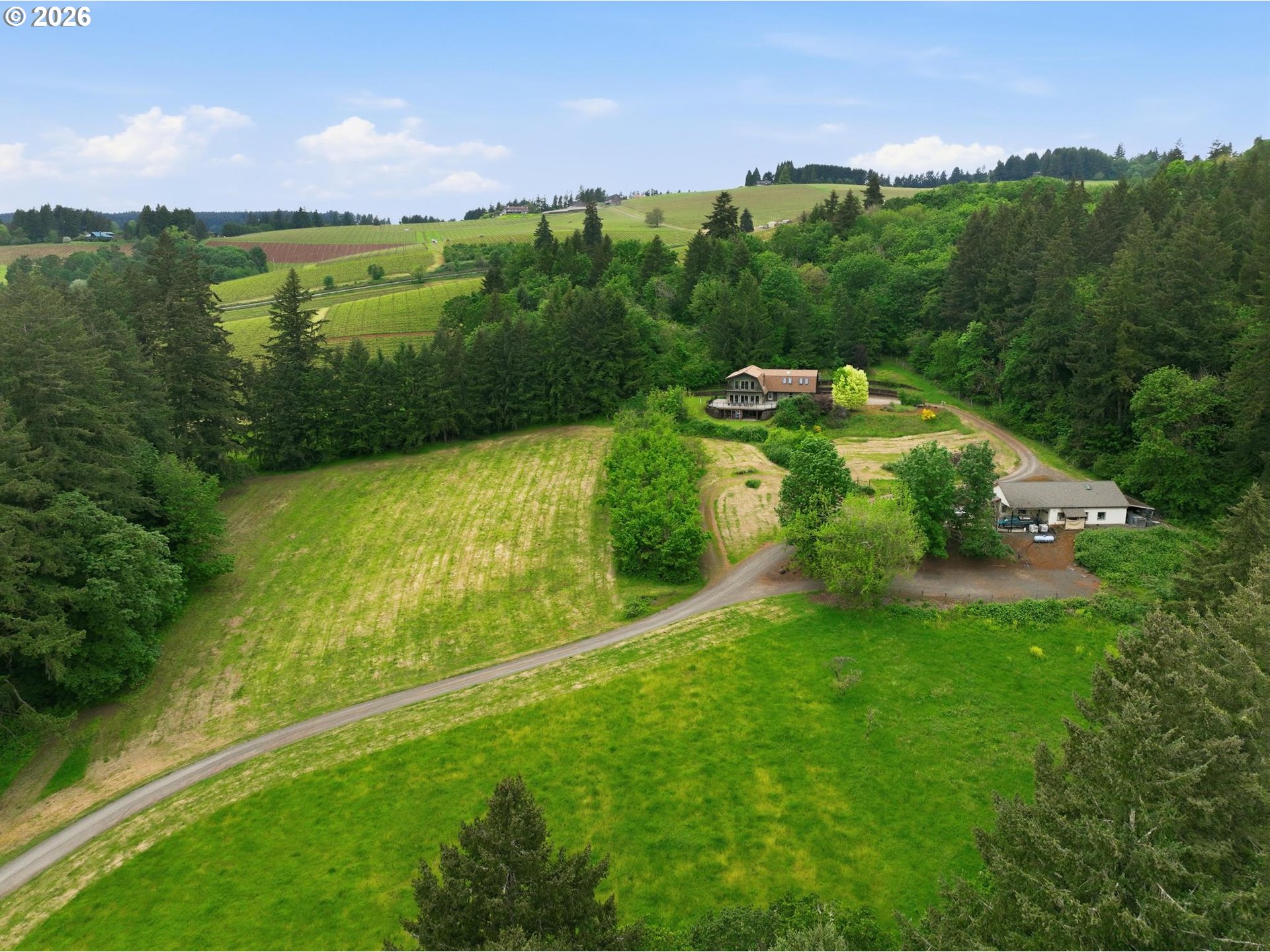 19231 FAIRVIEW DR, Dundee, OR 97115