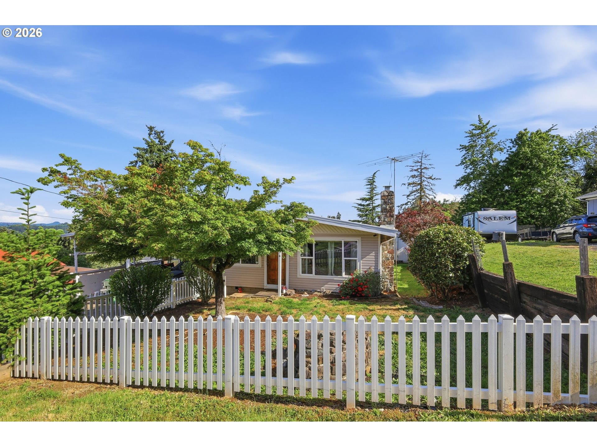 1604 TAYLOR AVE, CottageGrove, OR 97424
