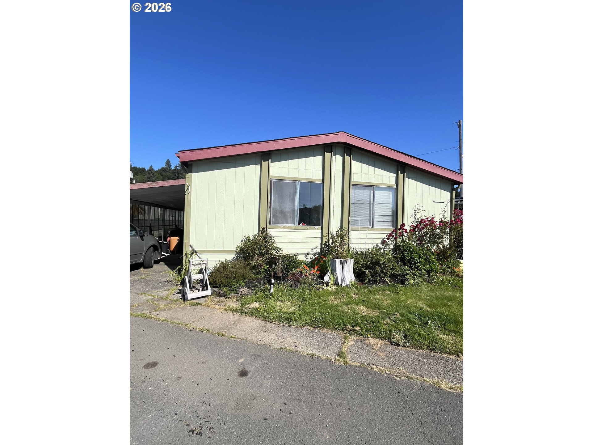 1413 HAWTHORNE AVE, Reedsport, OR 97467