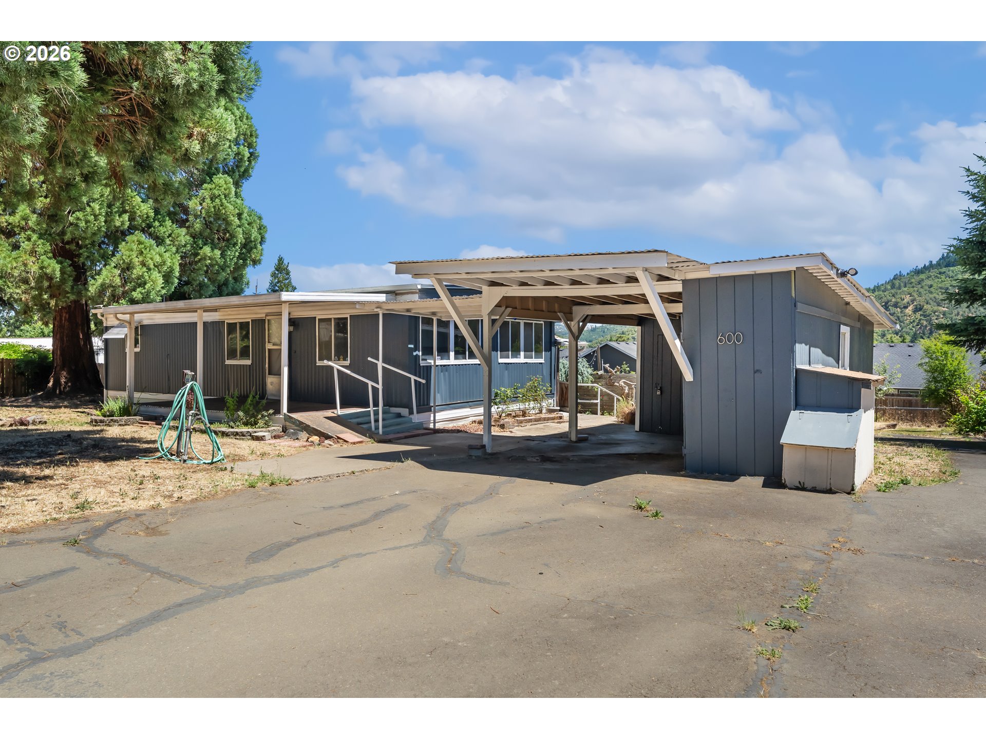 600 EDGEWOOD ST, Winston, OR 97496