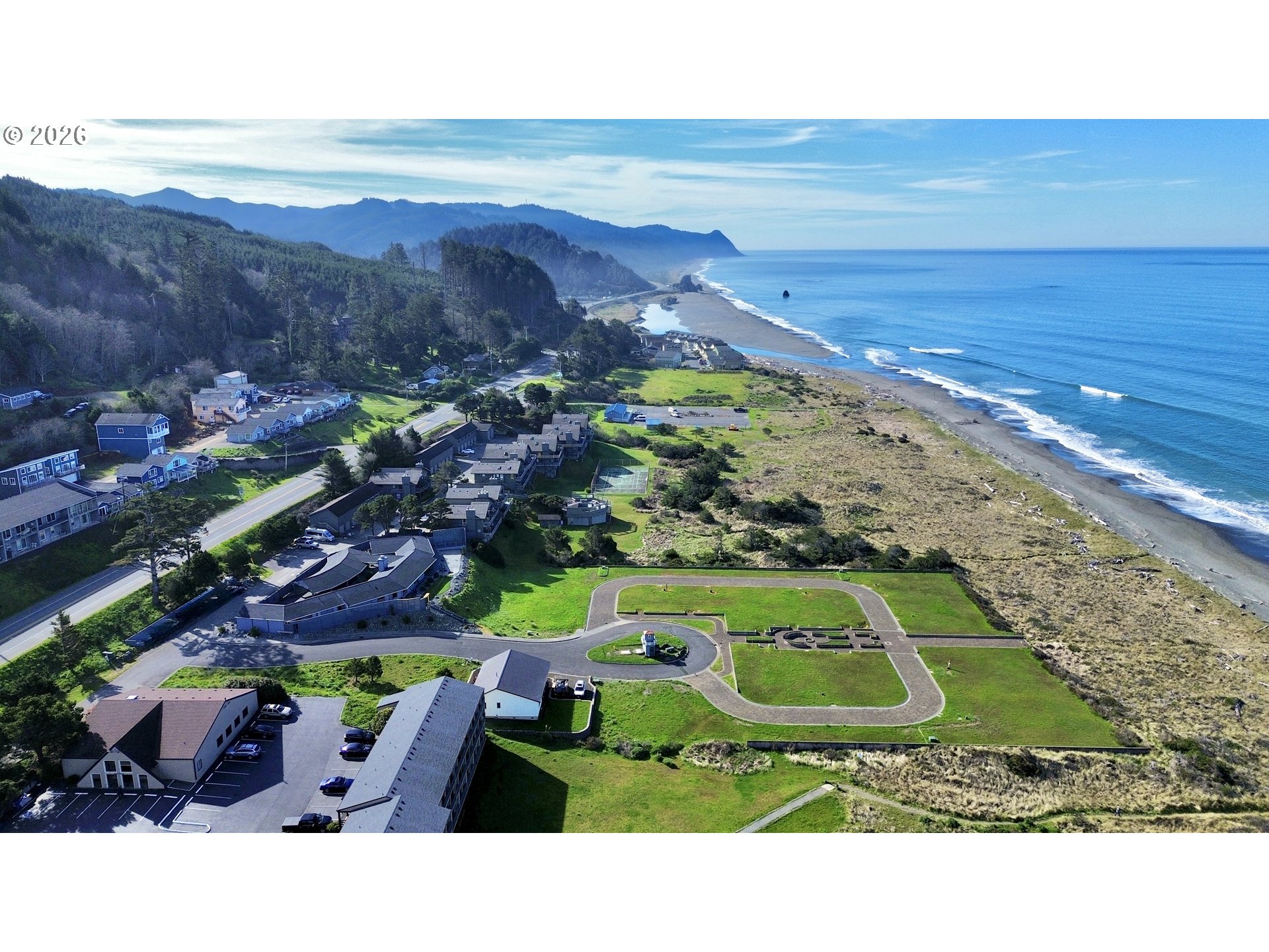 94050 Emerson CIR, GoldBeach, OR 97444