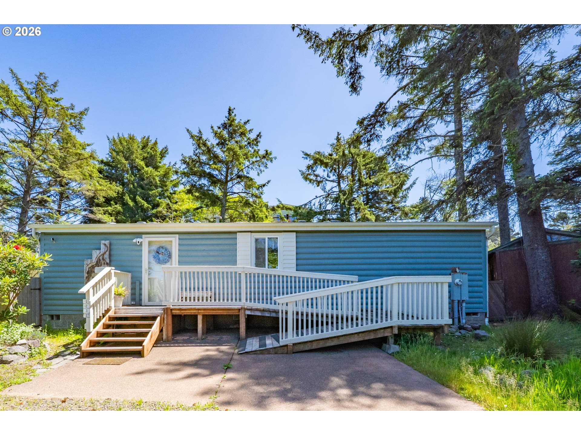 1232 2ND CT, LincolnCity, OR 97367