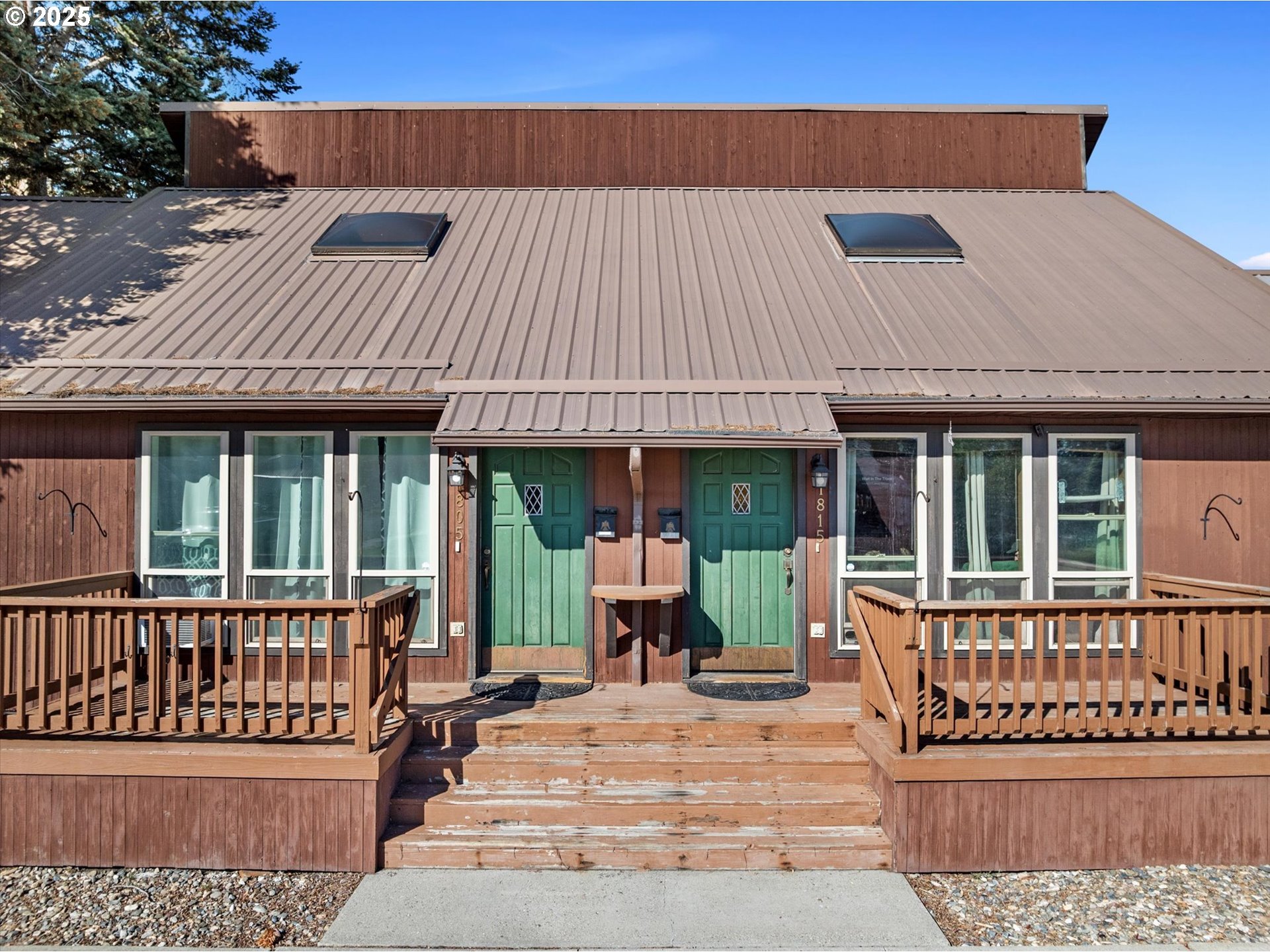 1805 EAST ST, BakerCity, OR 97814