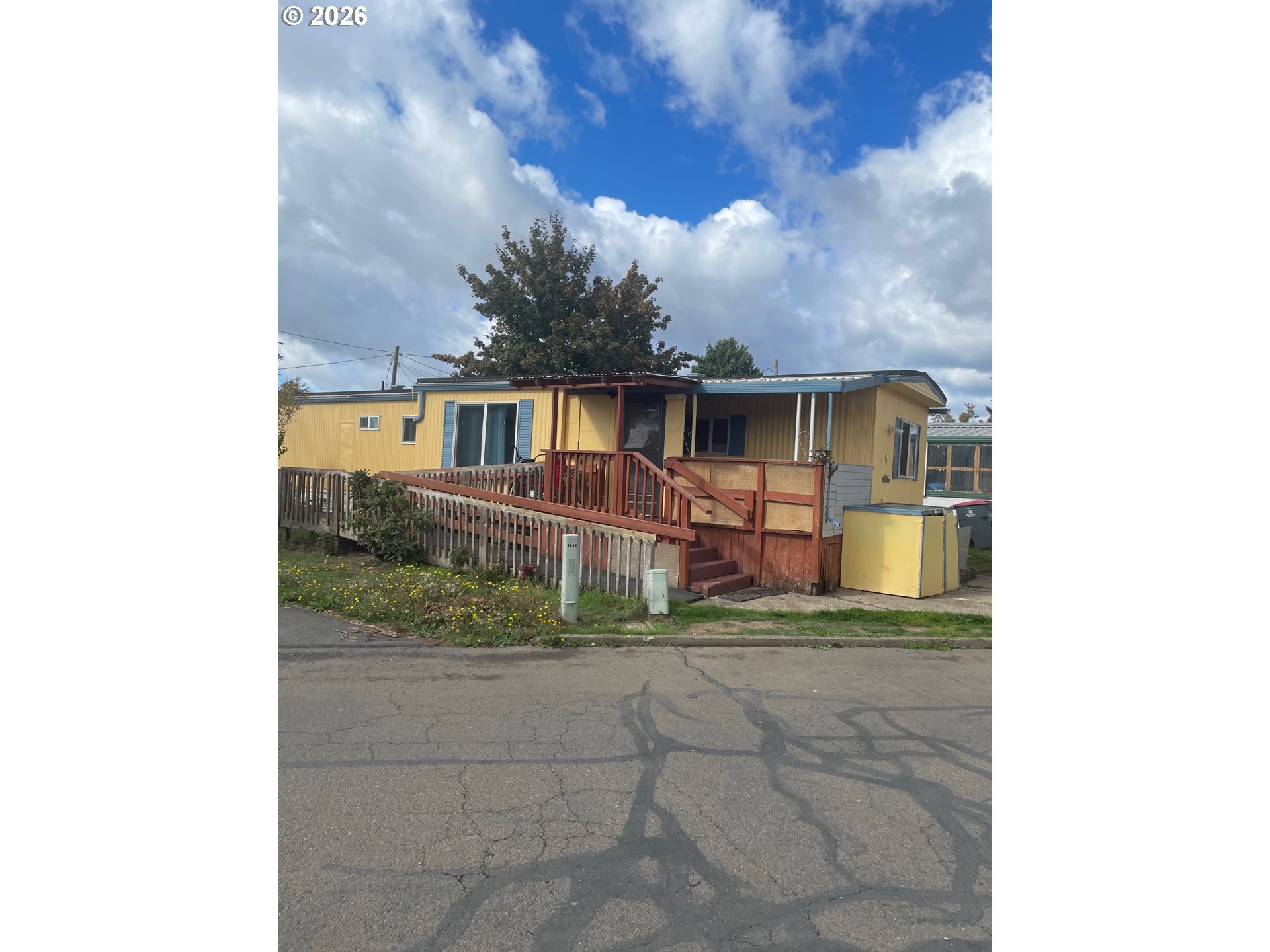 2400 STRATUS AVE, McMinnville, OR 97128
