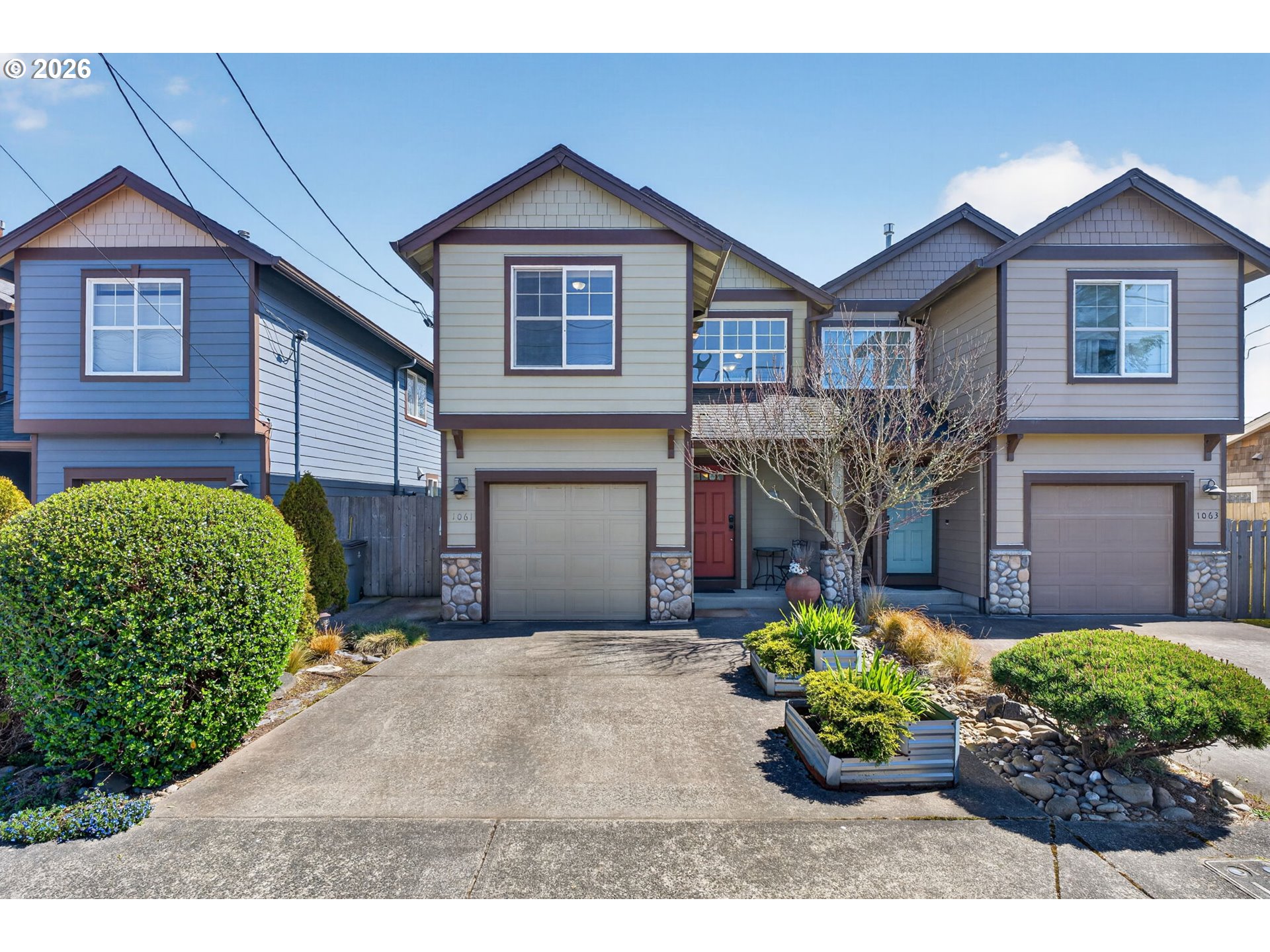 1061 COLUMBIA ST, Seaside, OR 97138