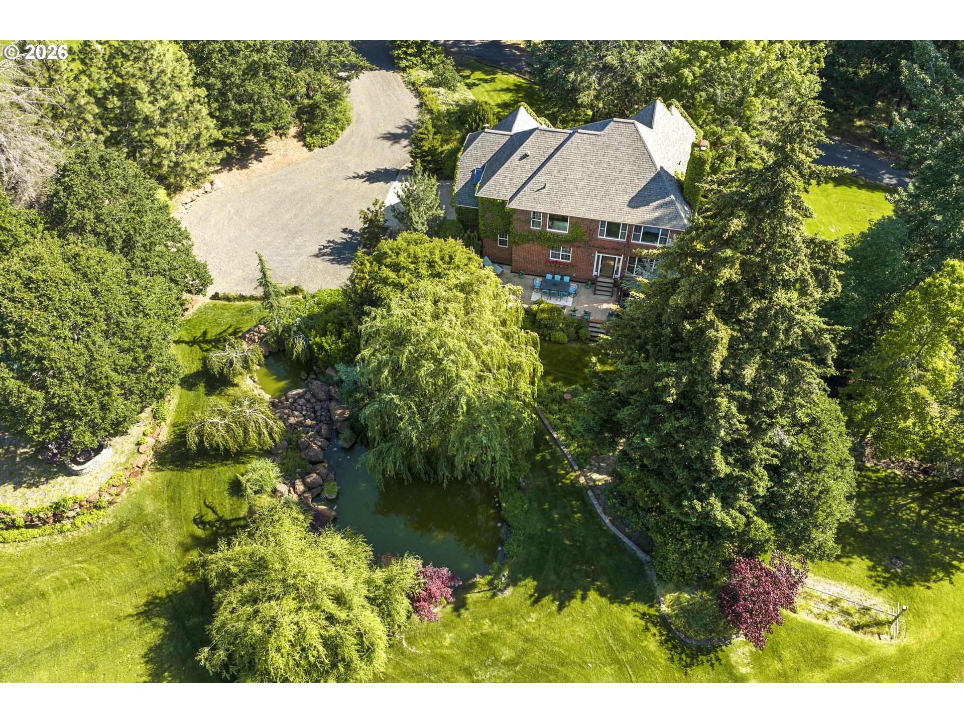 4050 SYLVESTER DR, HoodRiver, OR 97031