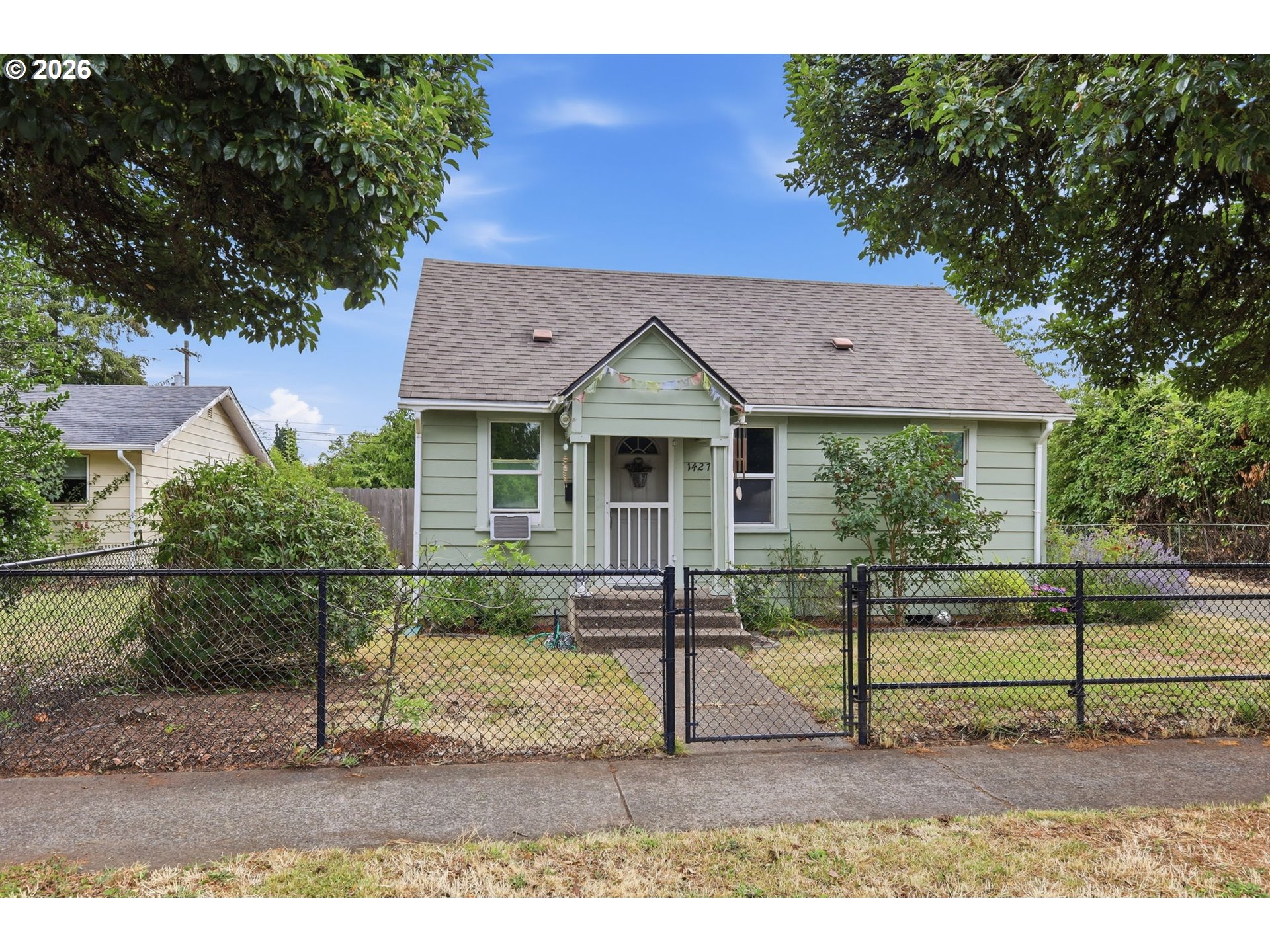 1427 MILL ST, Springfield, OR 97477