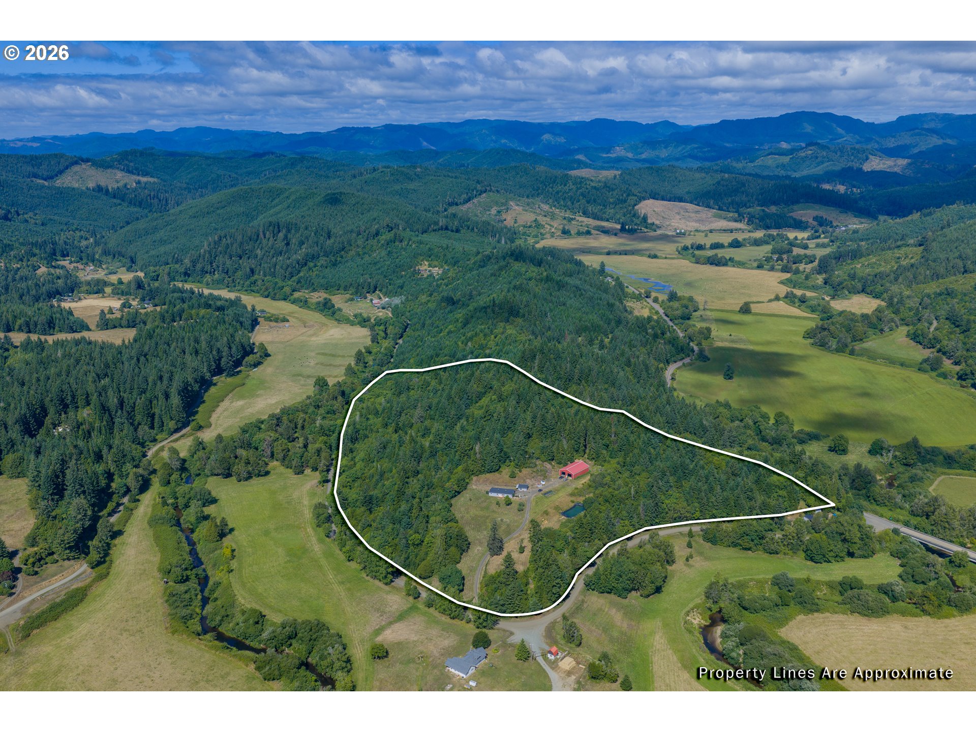 97733 GRAVELFORD LN, MyrtlePoint, OR 97458