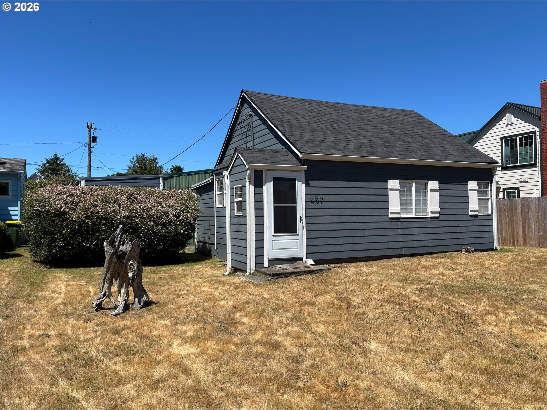 467 KINGWOOD ST, Florence, OR 97439
