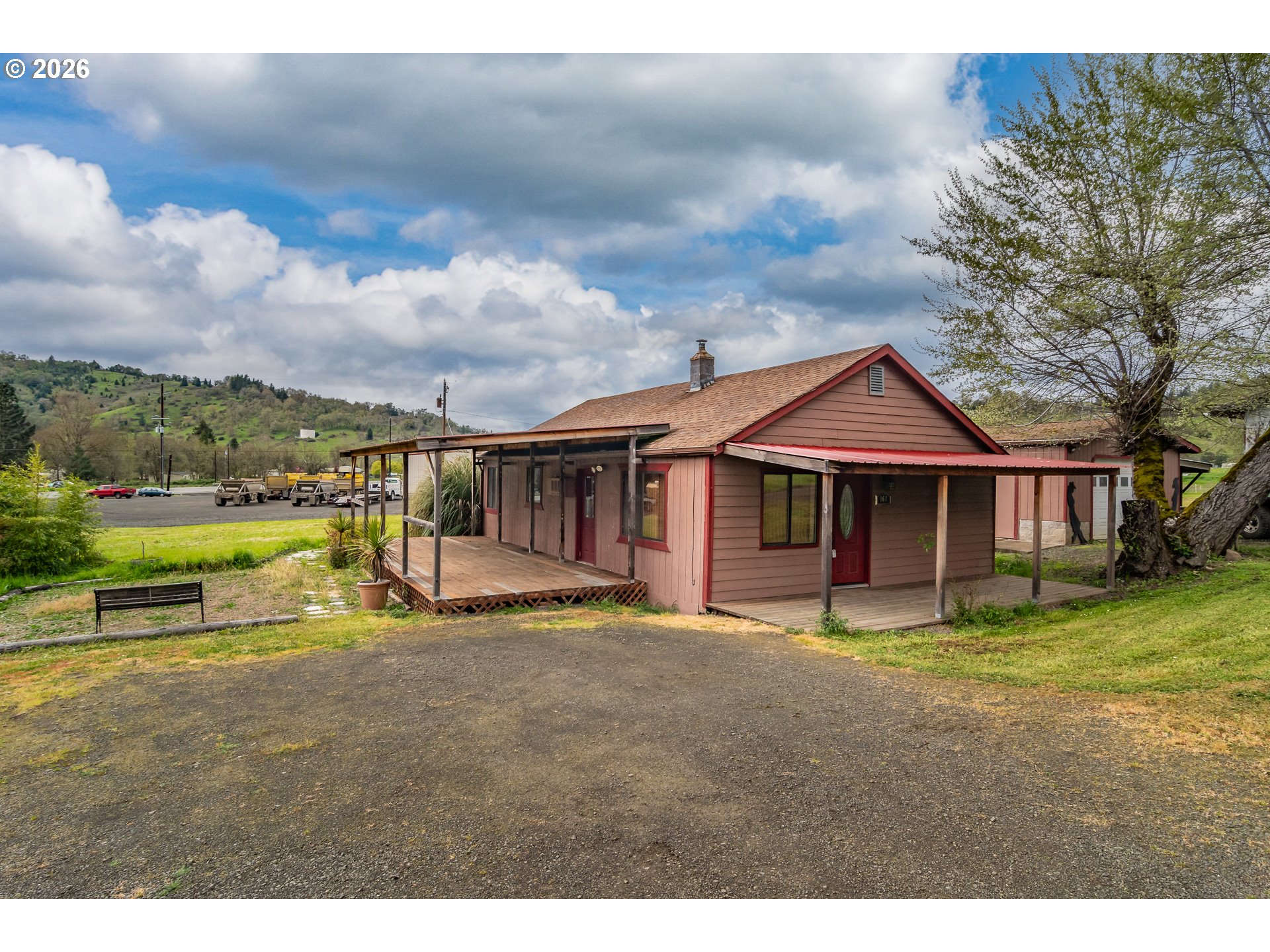 168 BREEZY LN, Roseburg, OR 97470