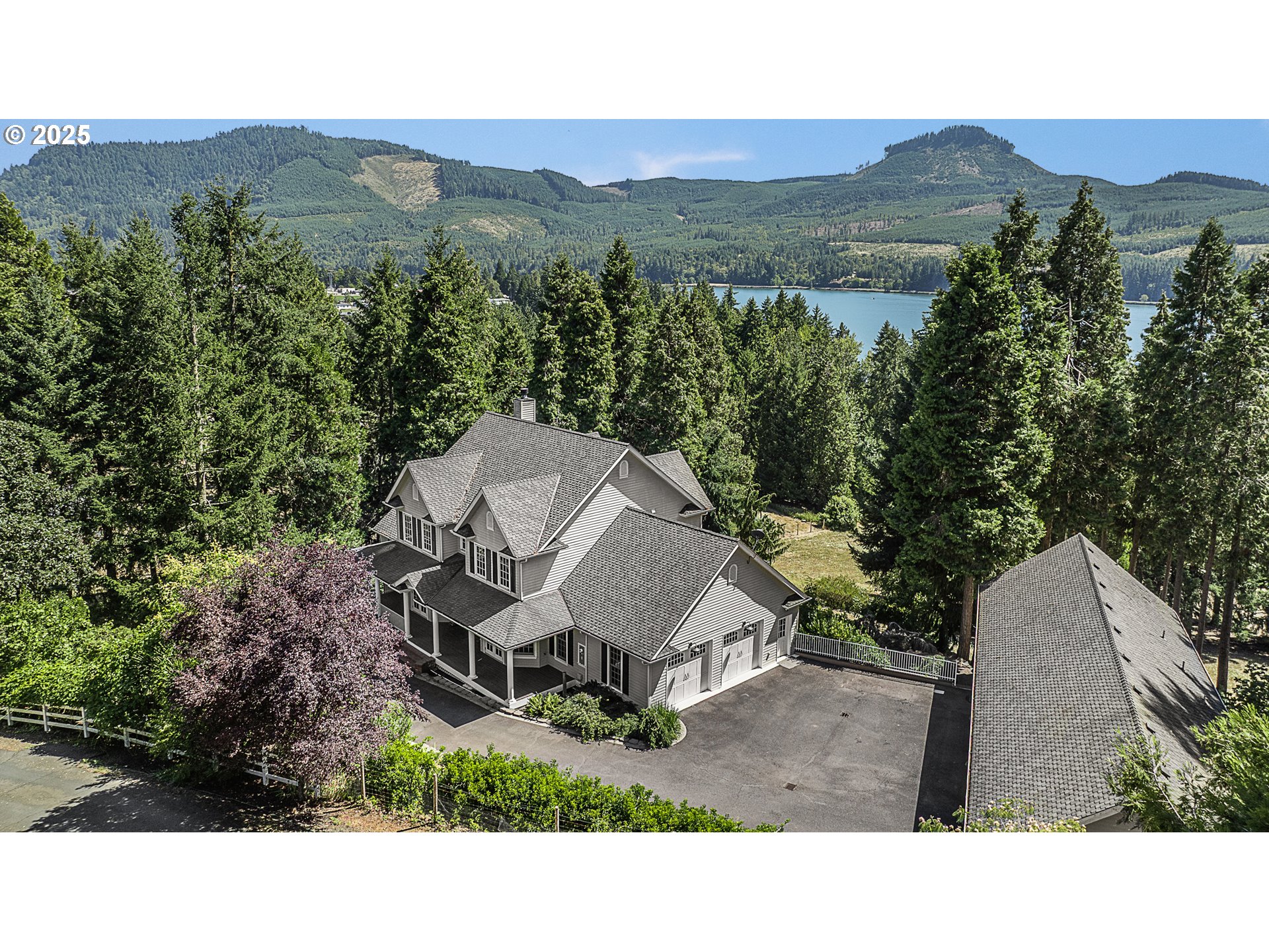 375 MARINA VISTA DR, Lowell, OR 97452