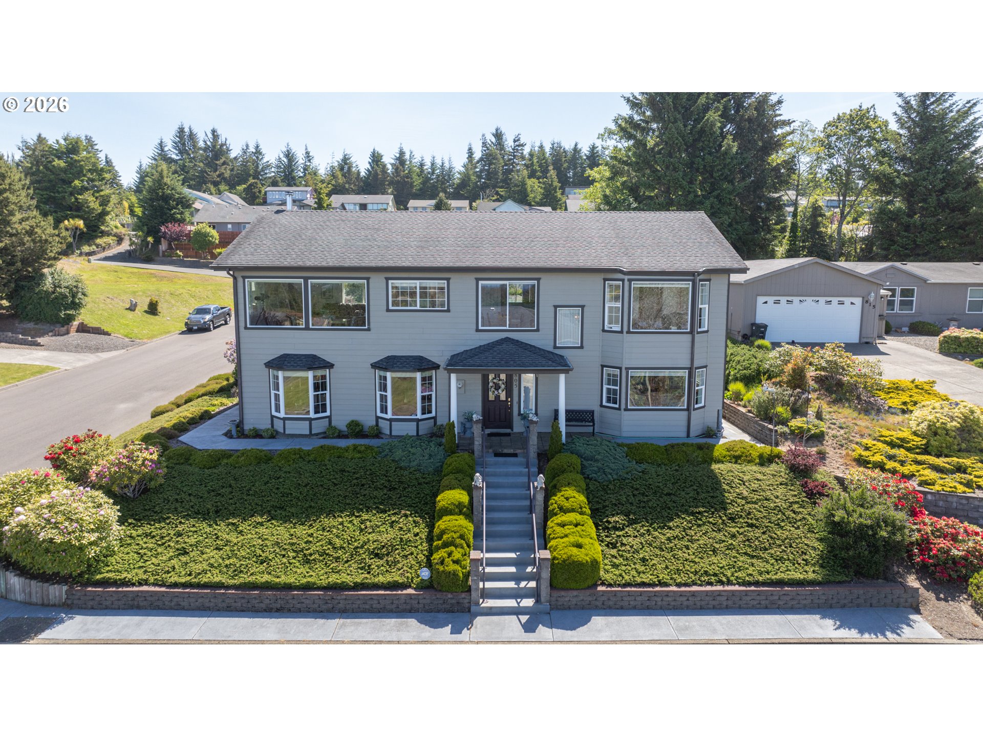 805 LISA PL, CoosBay, OR 97420