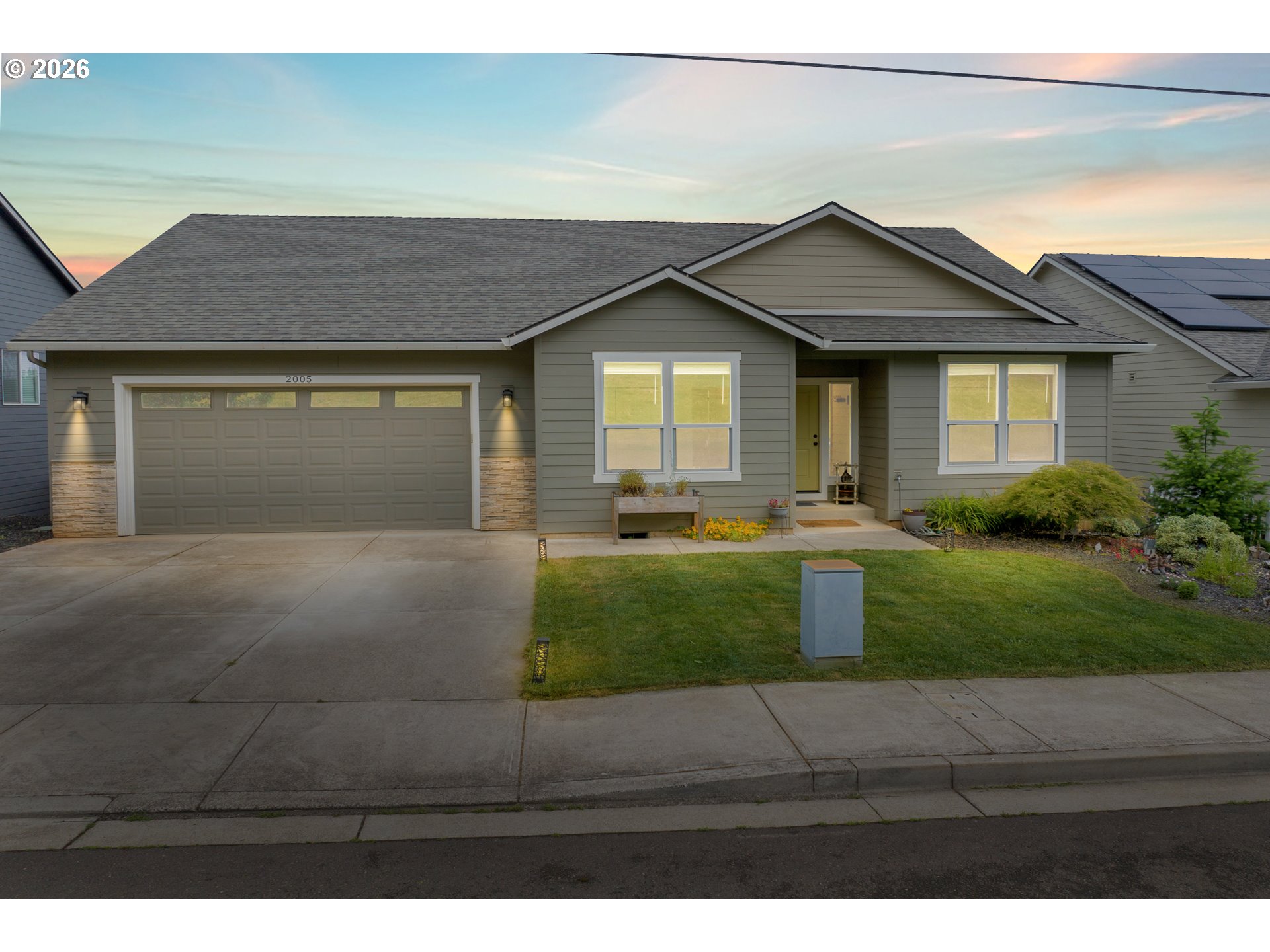 2005 DAVIS RD, Salem, OR 97306