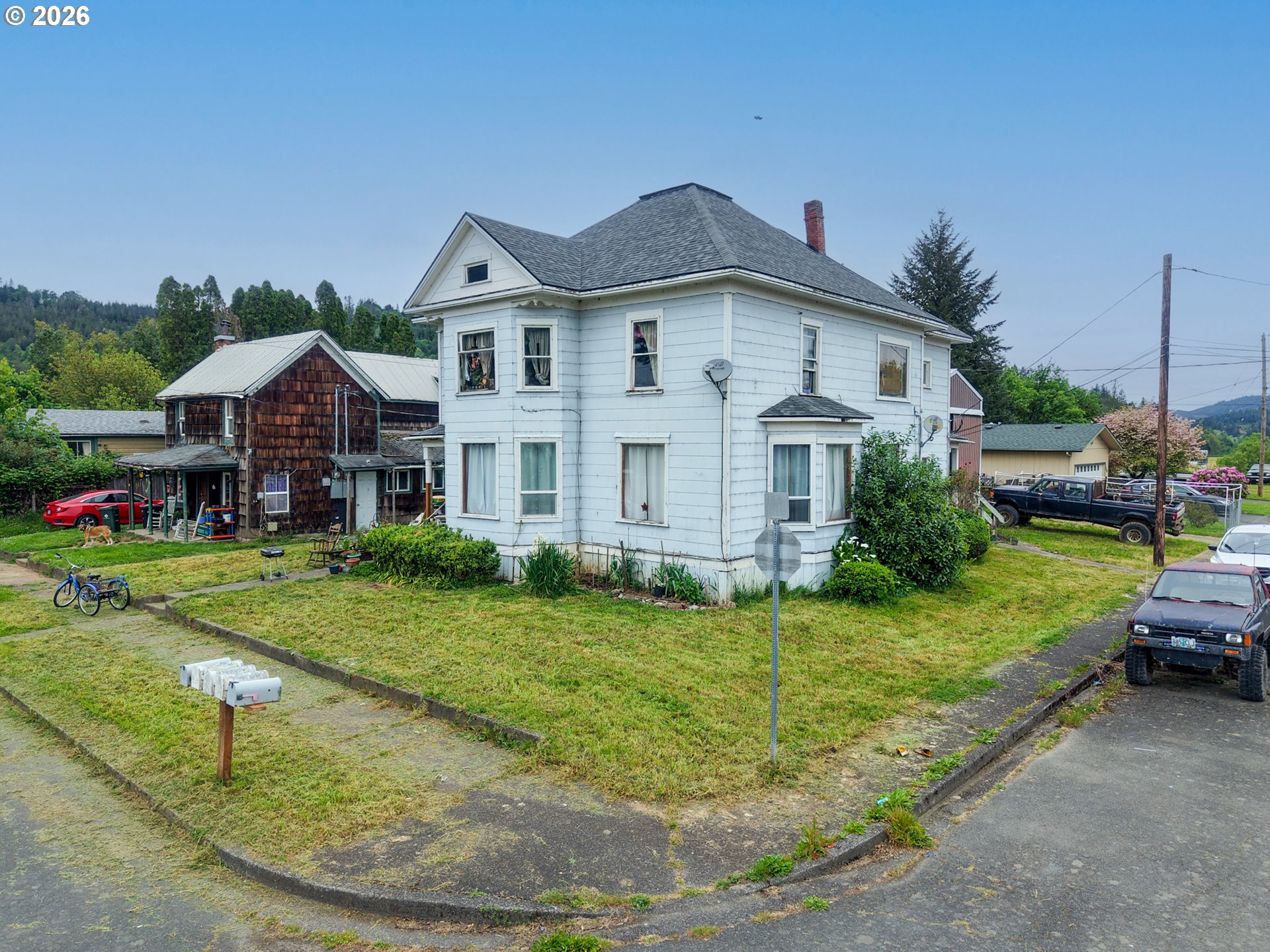 131 ASH ST, MyrtlePoint, OR 97458