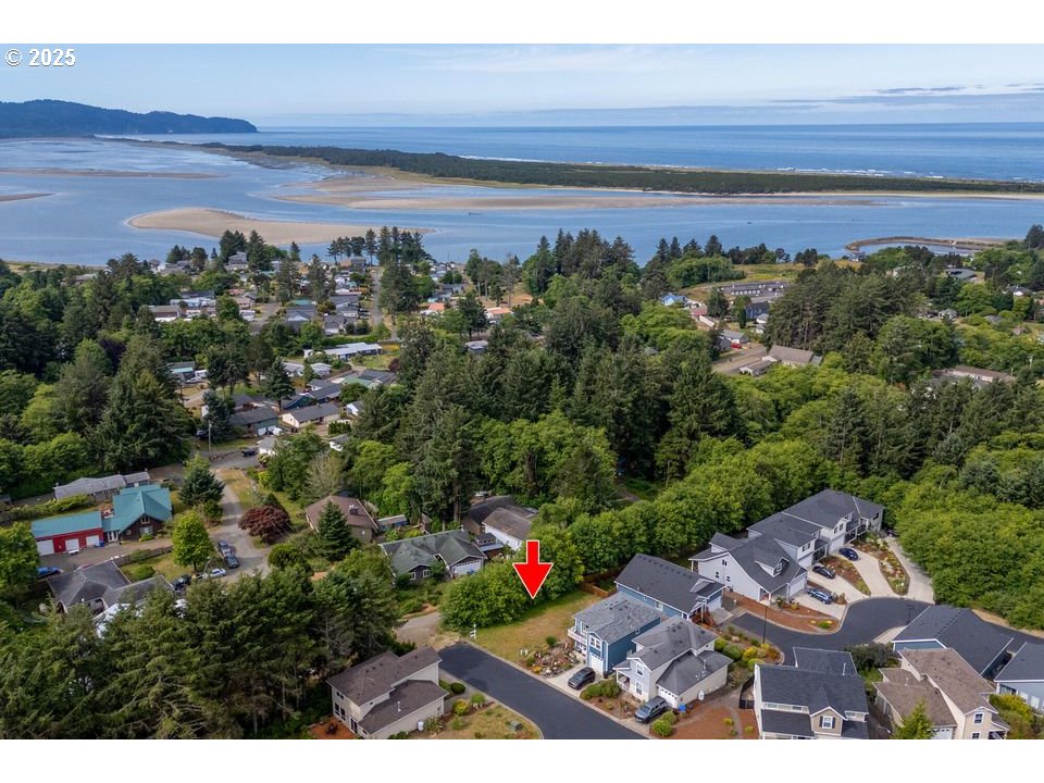 Moondancer Lane, Tillamook, OR 97141