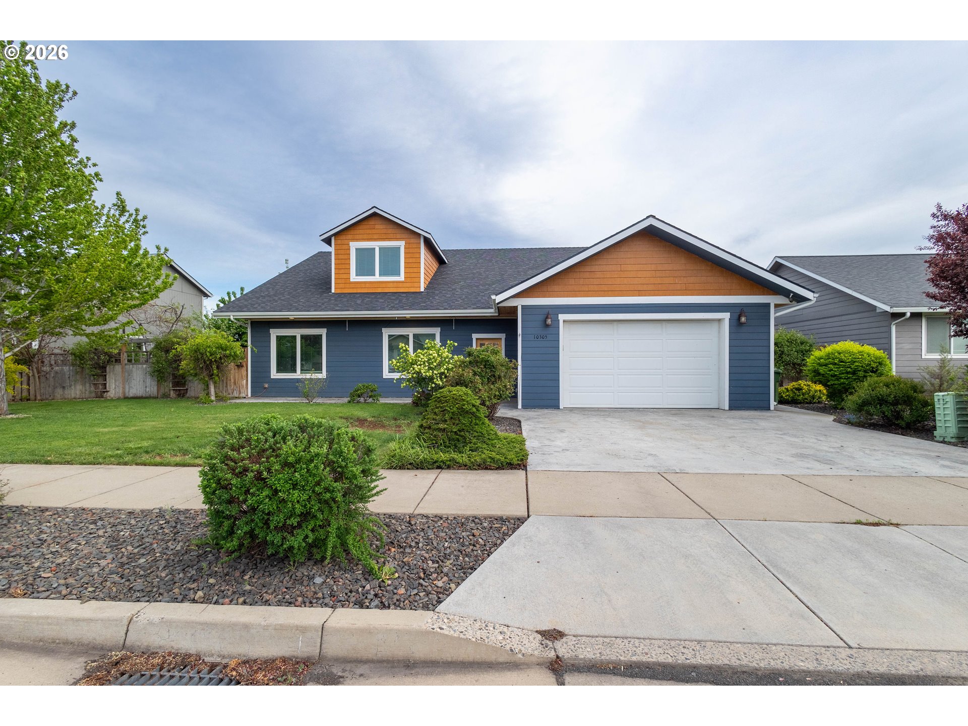 10305 LEONARD LN, IslandCity, OR 97850