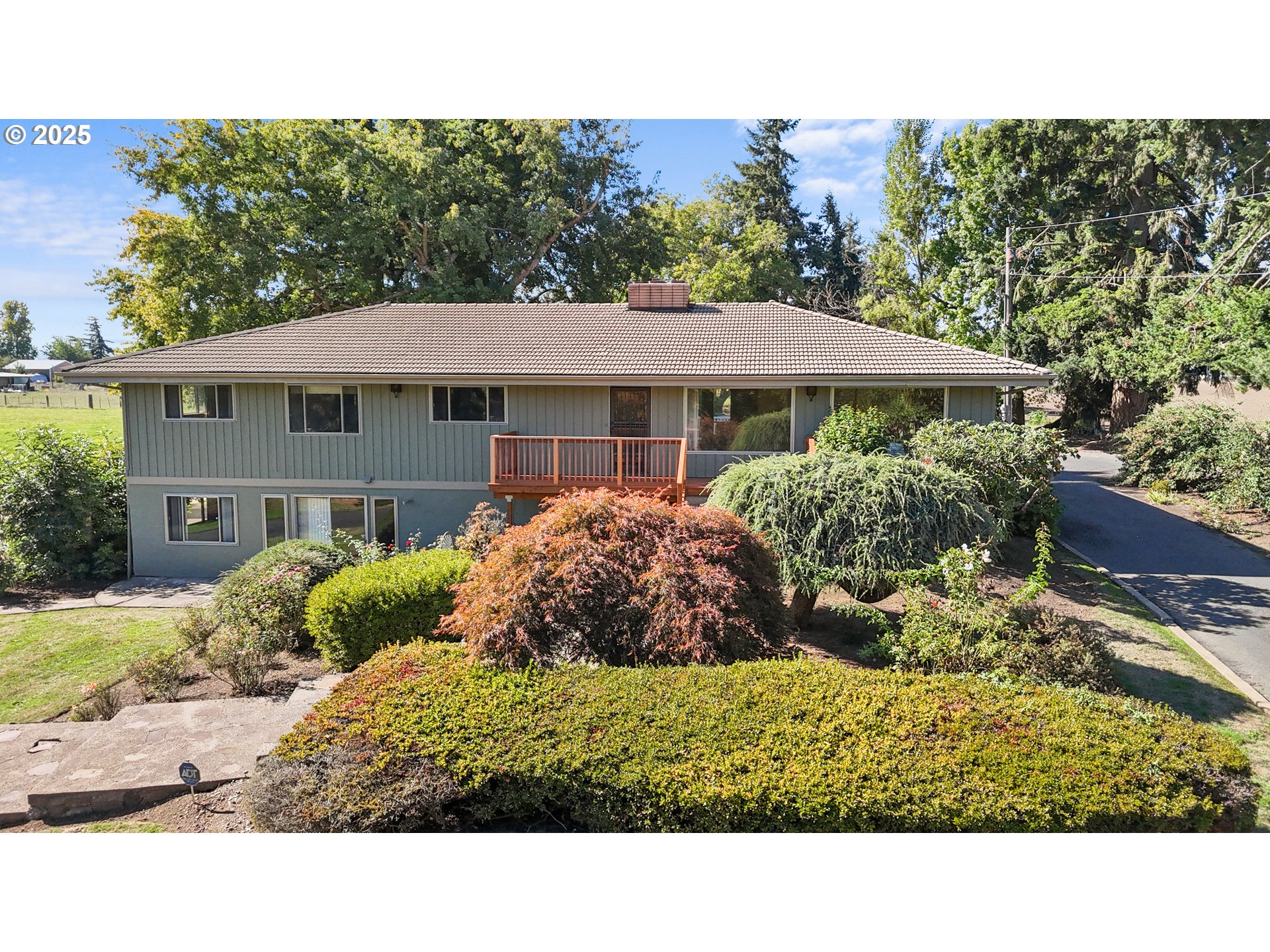 15895 OLD BUTTEVILLE RD, Woodburn, OR 97071