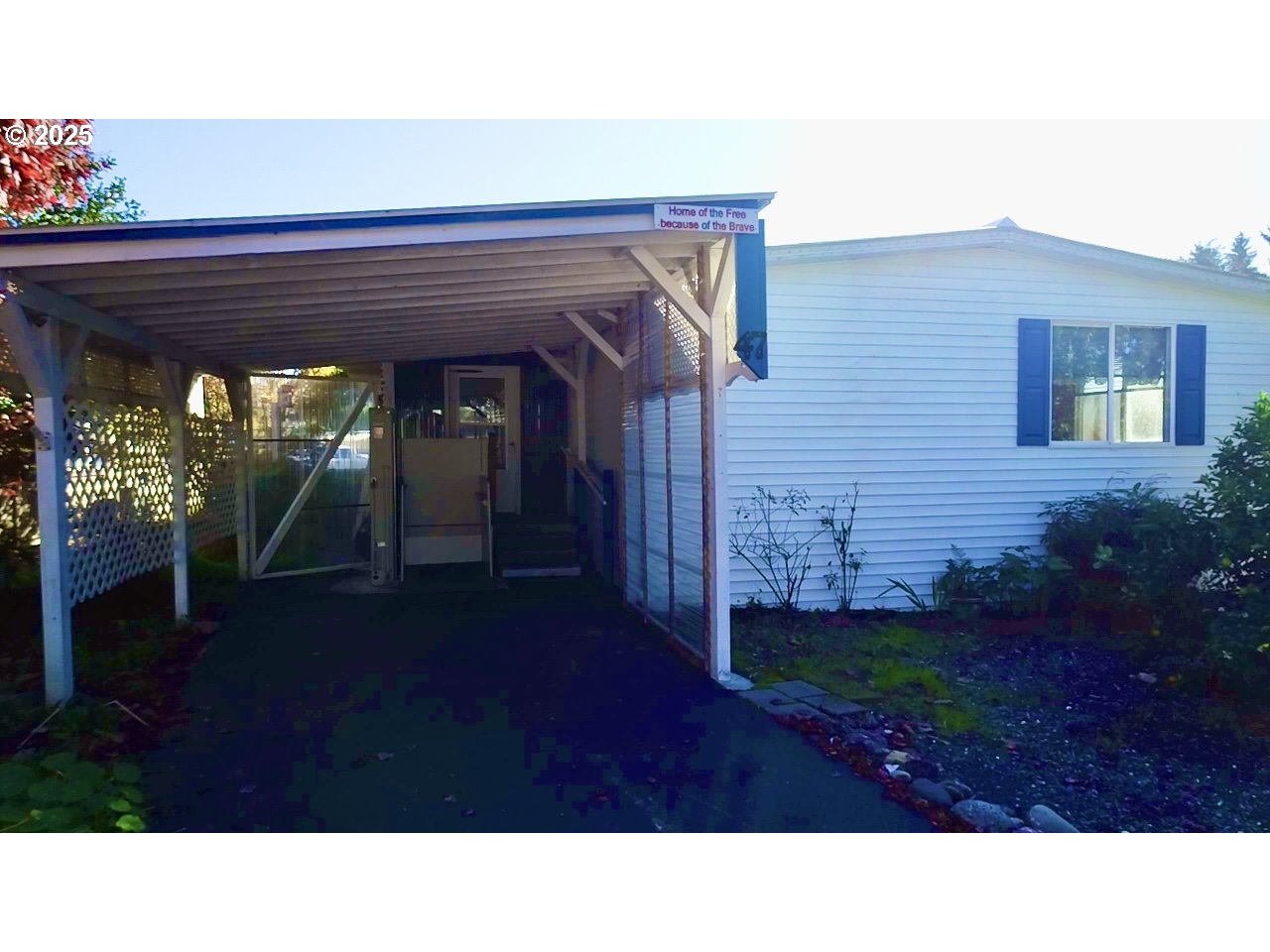15505 OCEANVIEW DR, Brookings, OR 97415