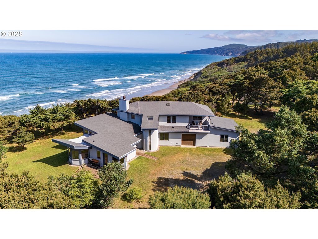 88675 WHITING LN, Bandon, OR 97411