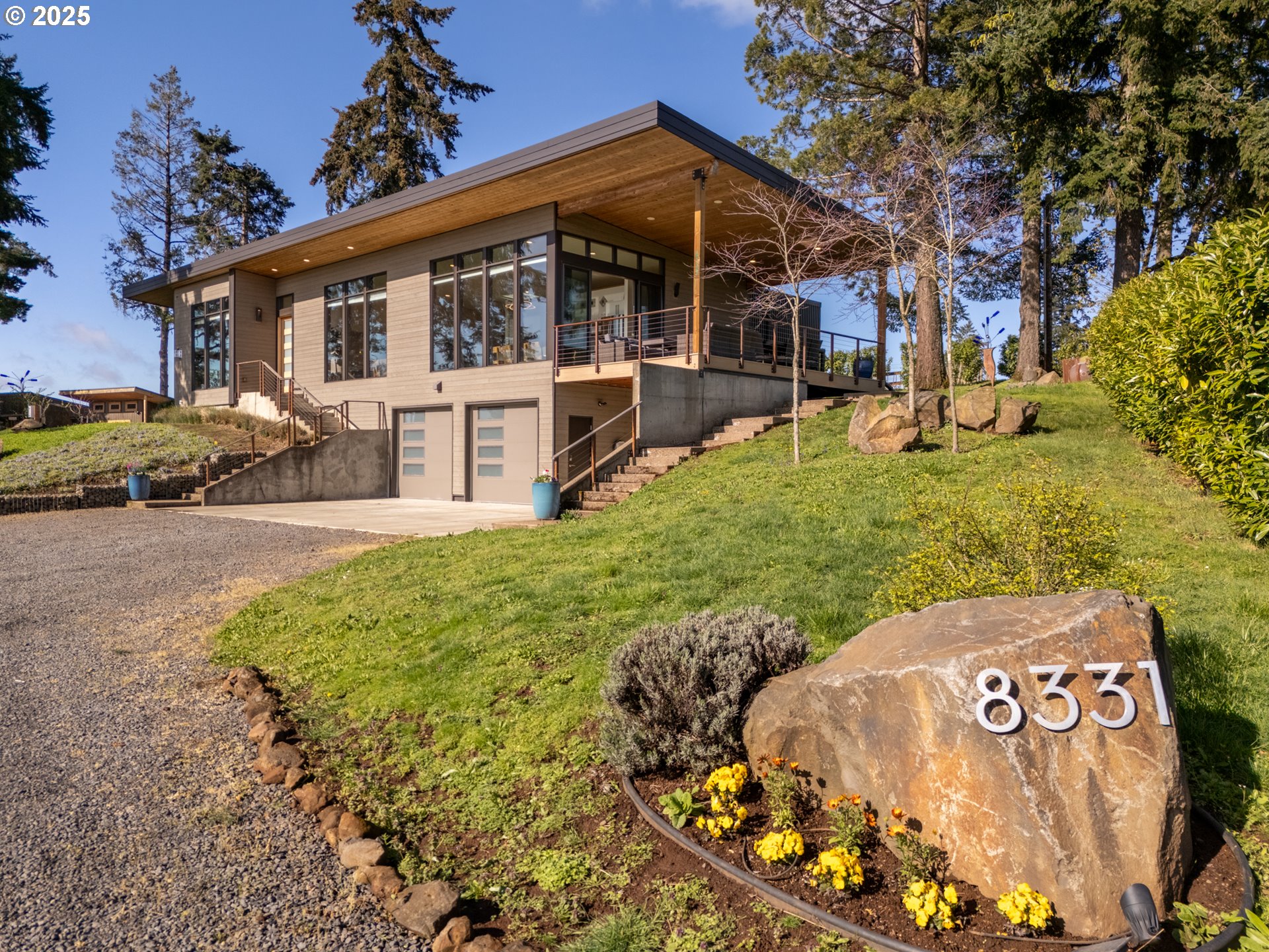 8331 WORDEN HILL RD, Dundee, OR 97115