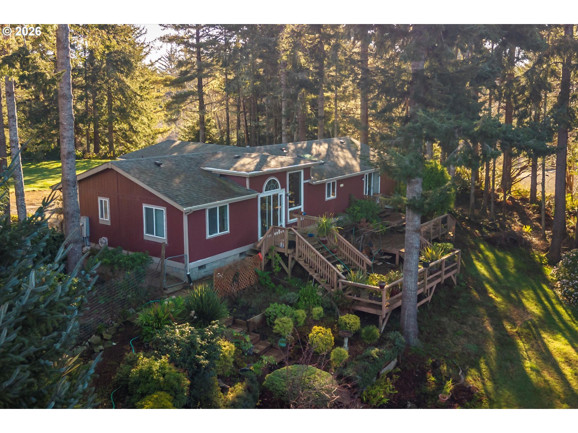 498 KLAMATH AVE, Bandon, OR 97411
