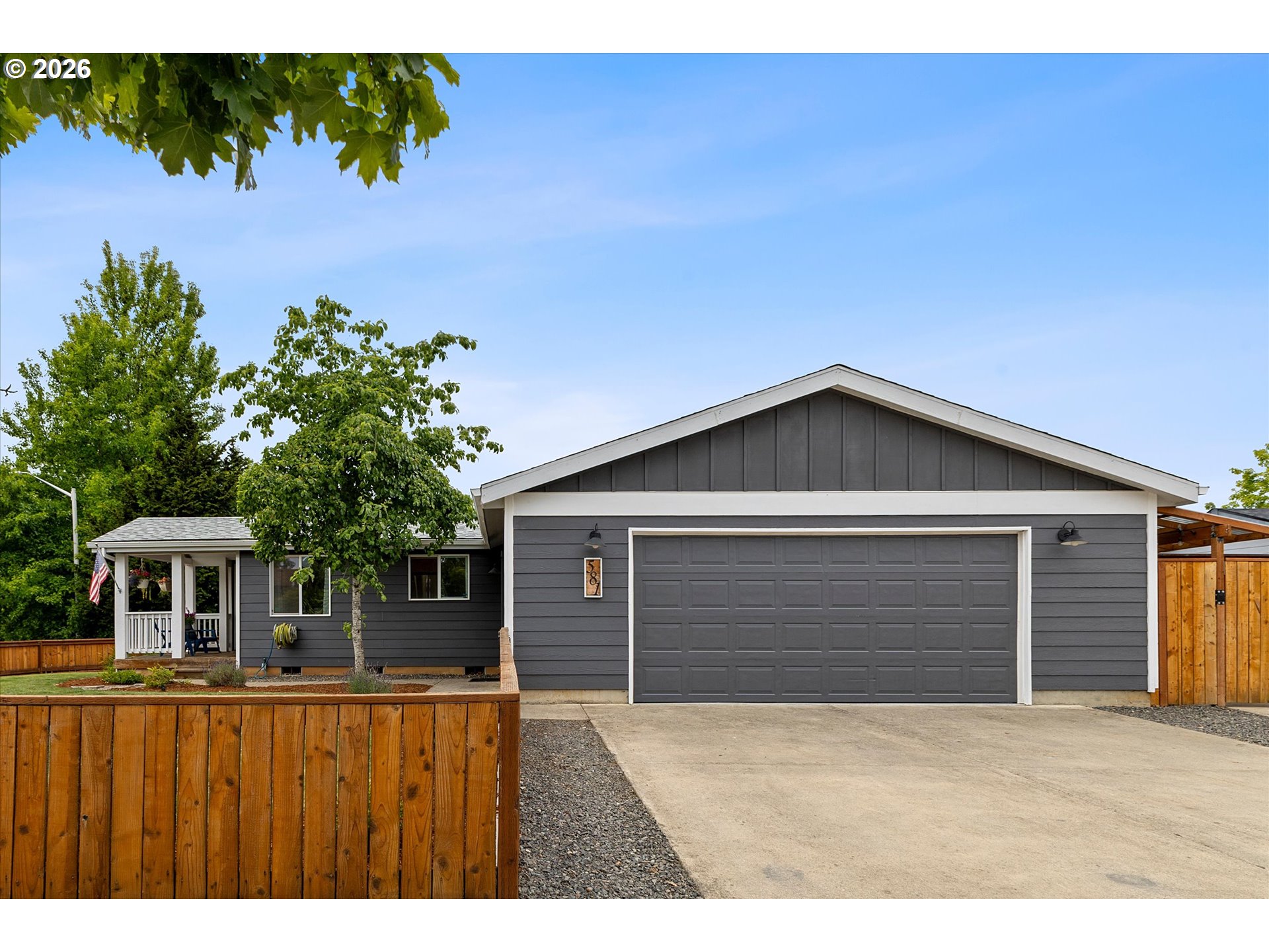 581 MOUNTAIN VIEW RD, Estacada, OR 97023