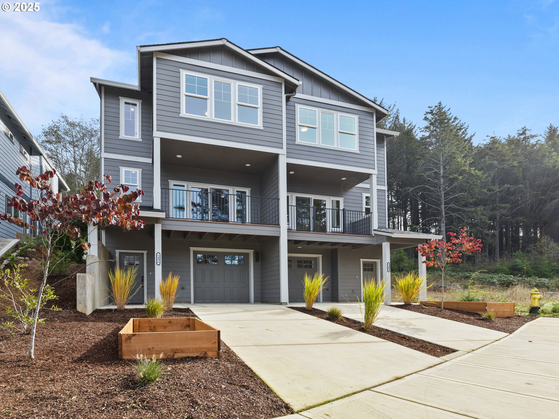 1496 MARINE AVE, LincolnCity, OR 97367