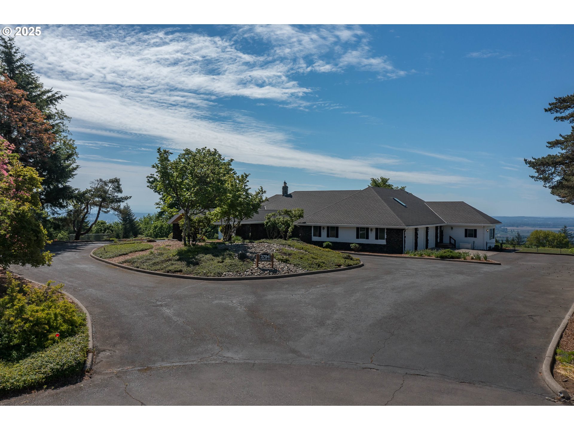 3794 NANITCH CIR, Salem, OR 97306