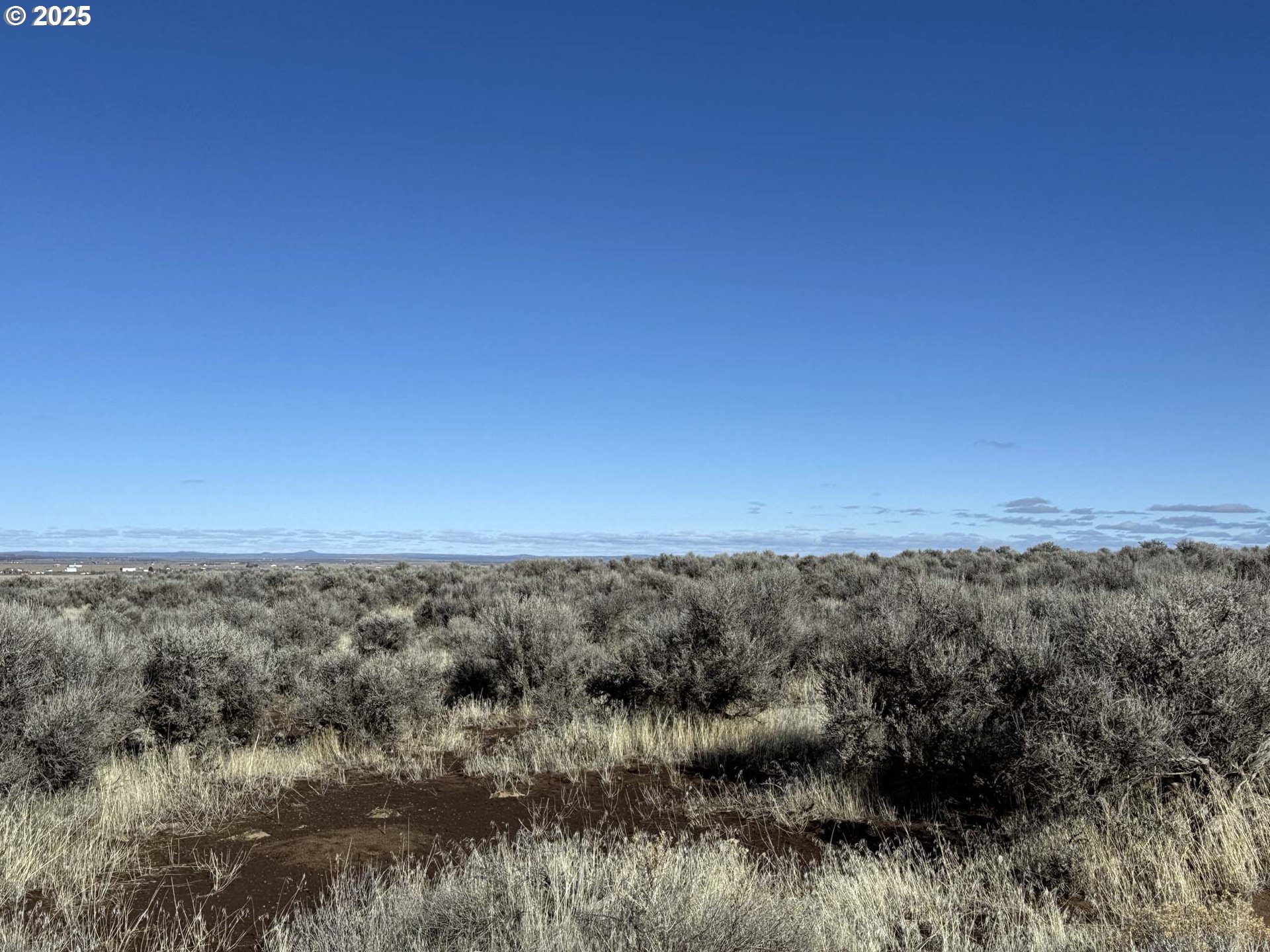 Fermac RD, ChristmasValley, OR 97641