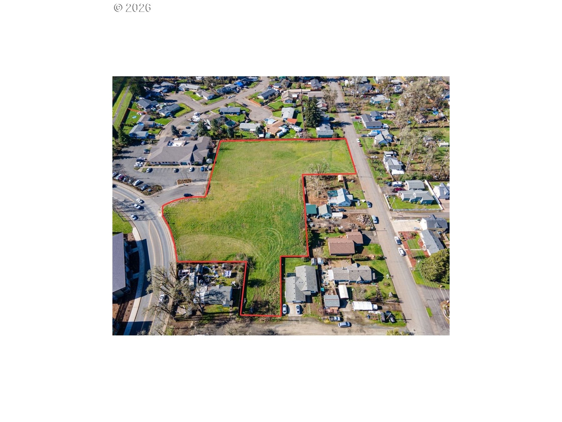 Coop CT, CottageGrove, OR 97424