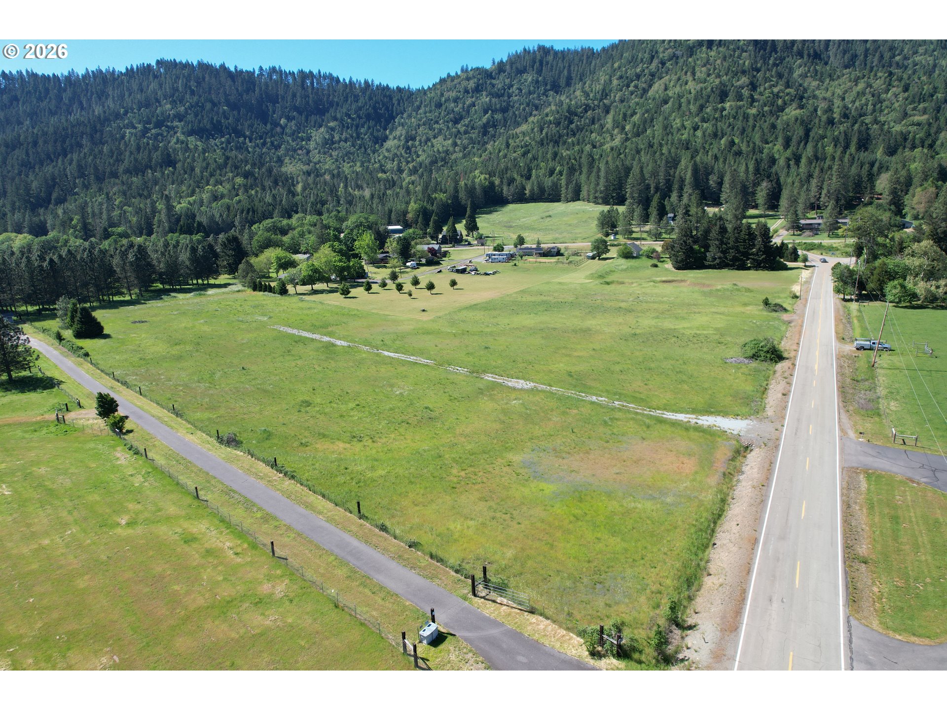JUNCTION RD, Glendale, OR 97442