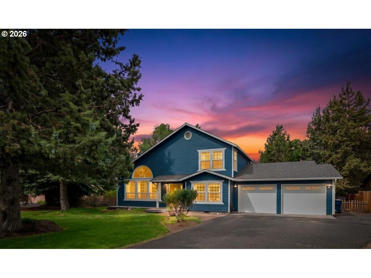 3597 32nd St, Redmond, OR 97756