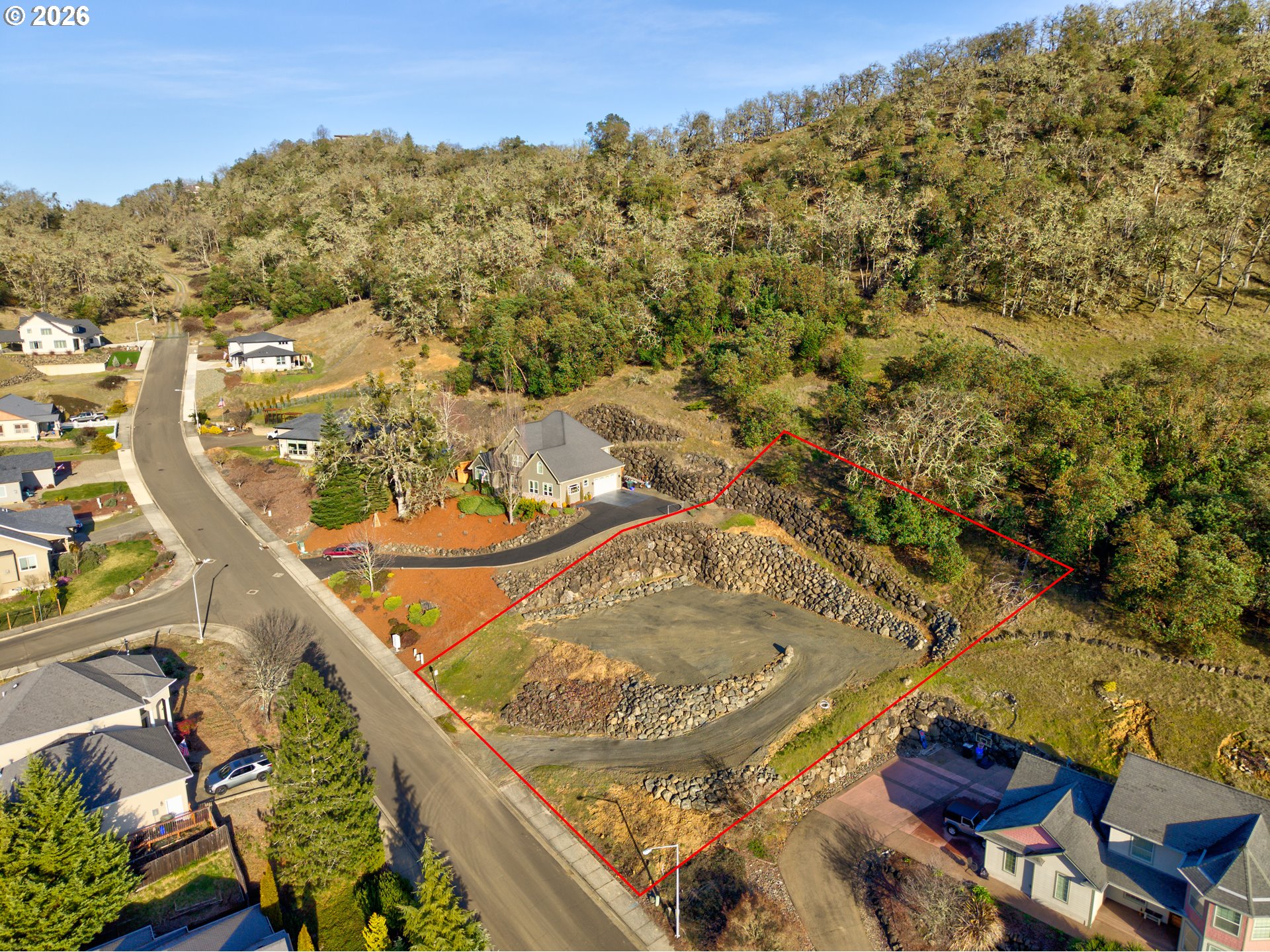 2957 DAYSHA DR, Roseburg, OR 97471