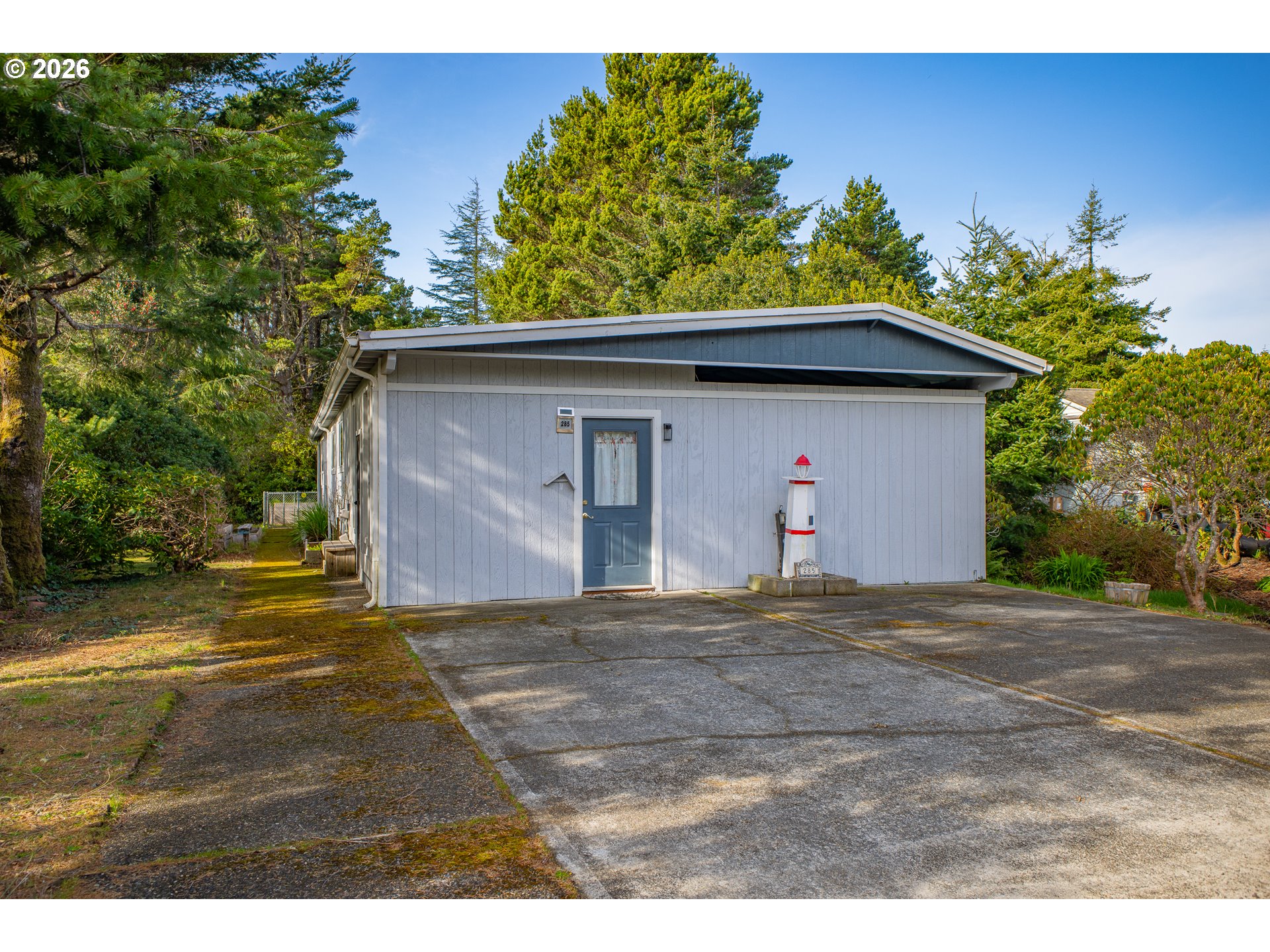 1600 RHODODENDRON DR, Florence, OR 97439