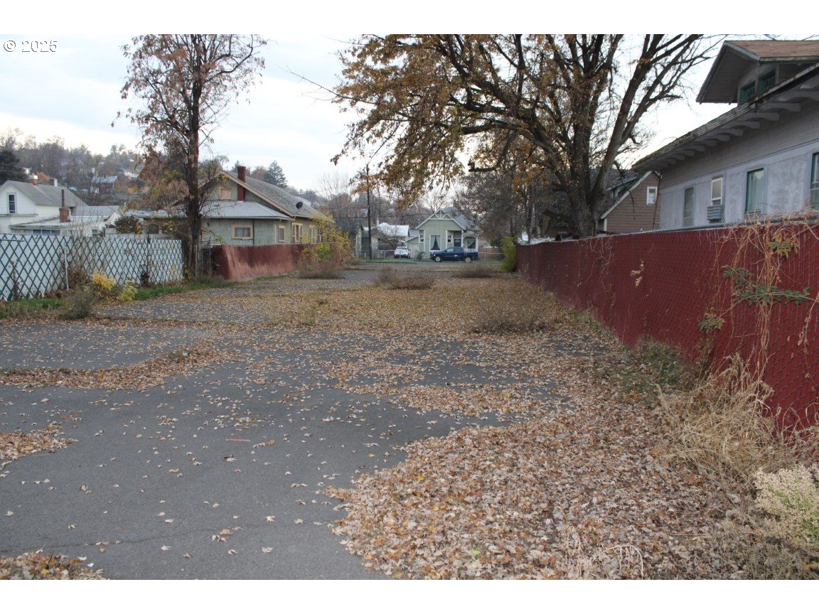 607 2ND ST, Pendleton, OR 97801