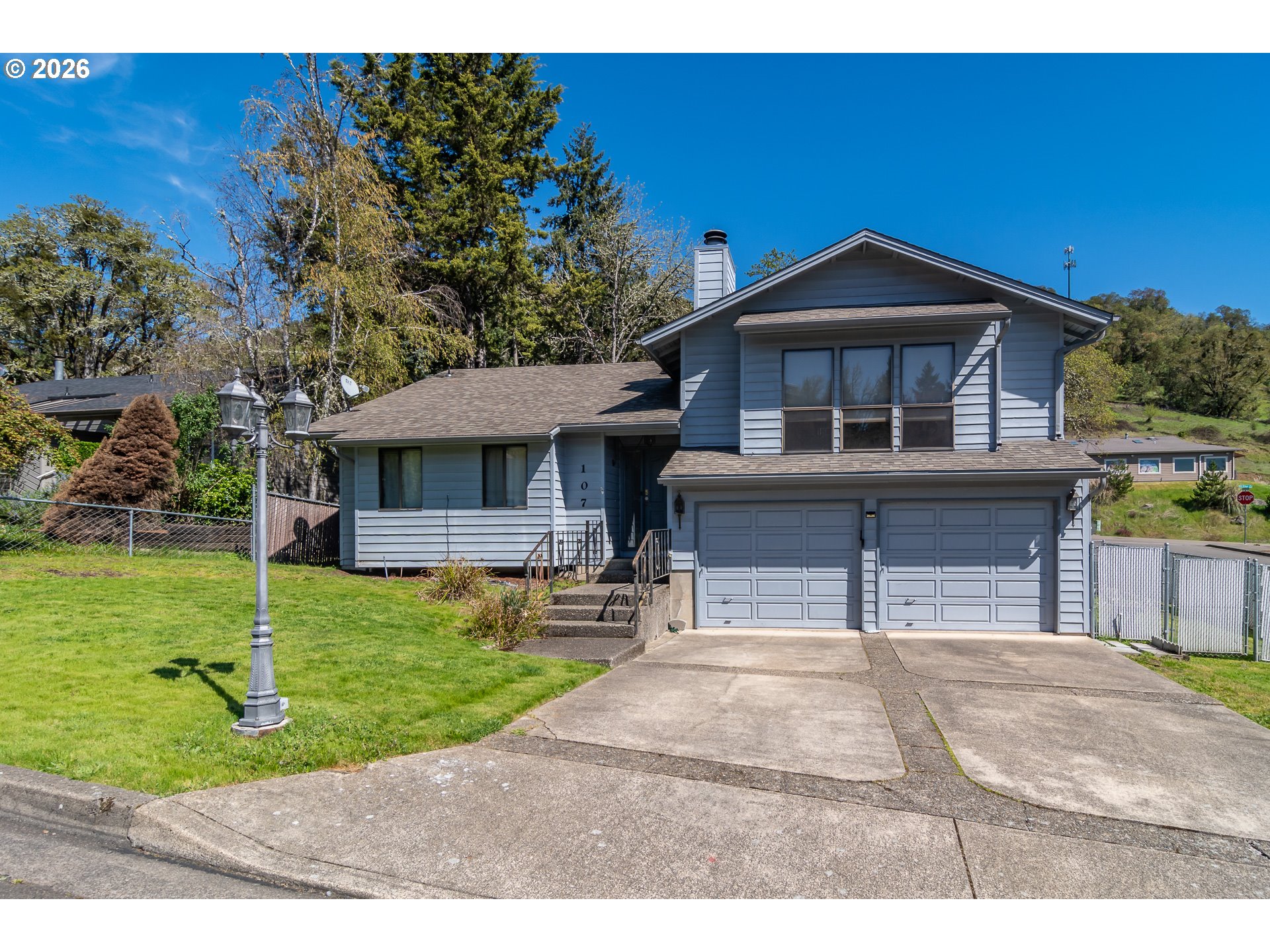107 WOODOAK DR, Roseburg, OR 97471