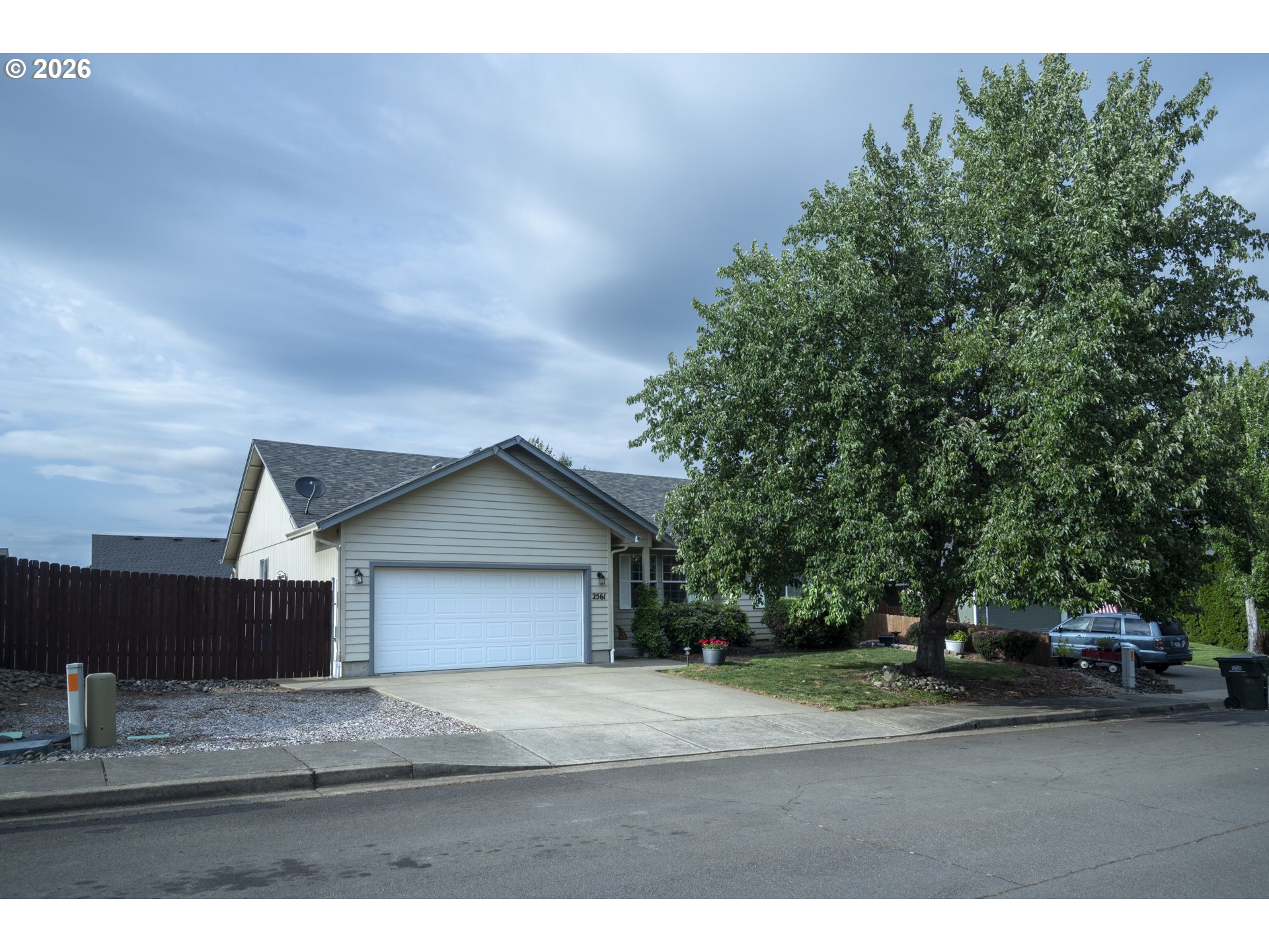 2561 GOLFVIEW AVE, Sutherlin, OR 97479