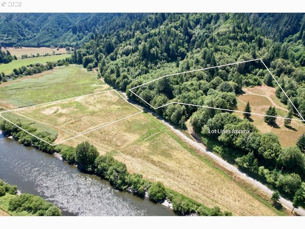 Stian Smith RD, CoosBay, OR 97420