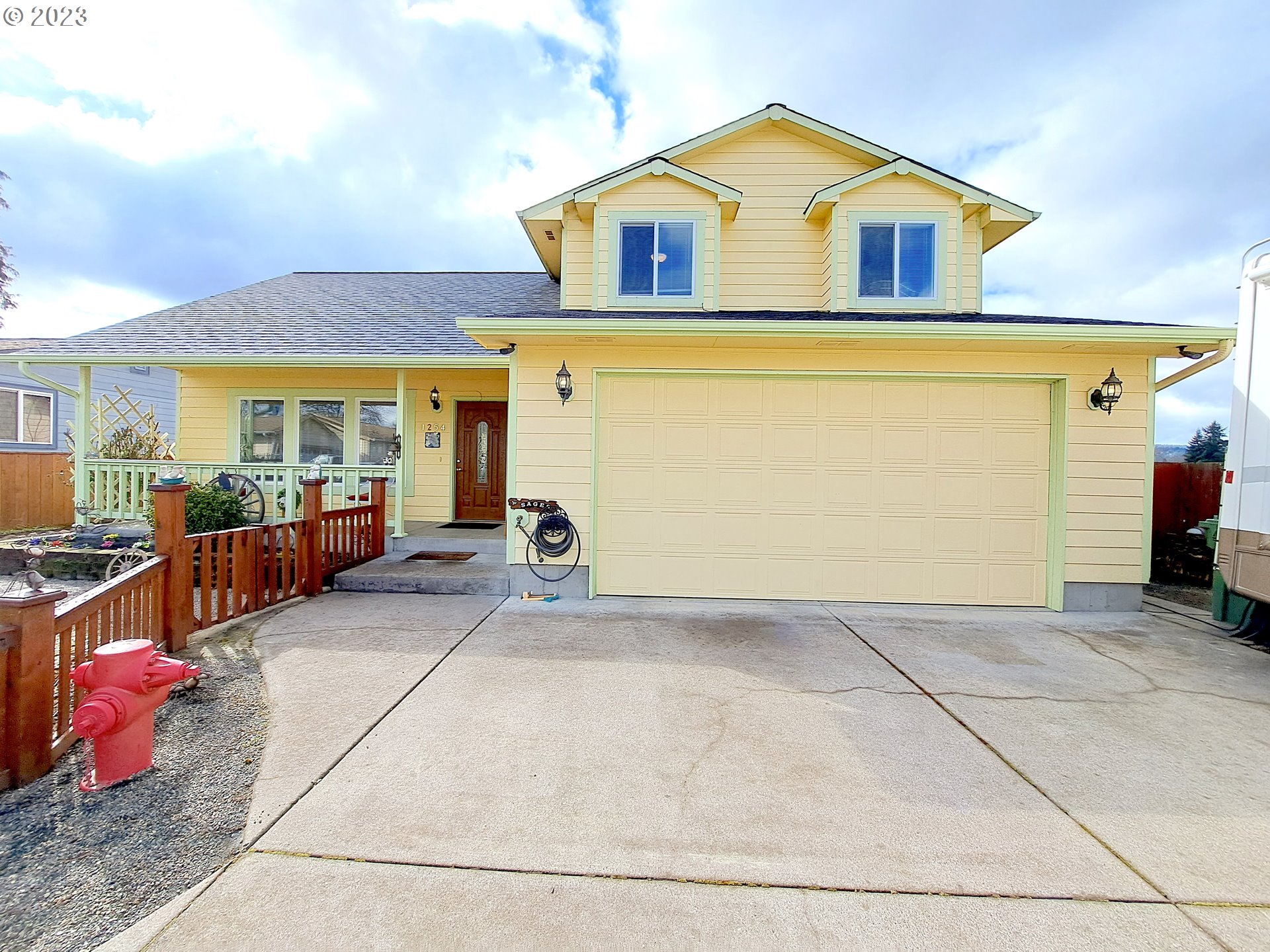 1254 OSTRANDER LN, CottageGrove, OR 97424