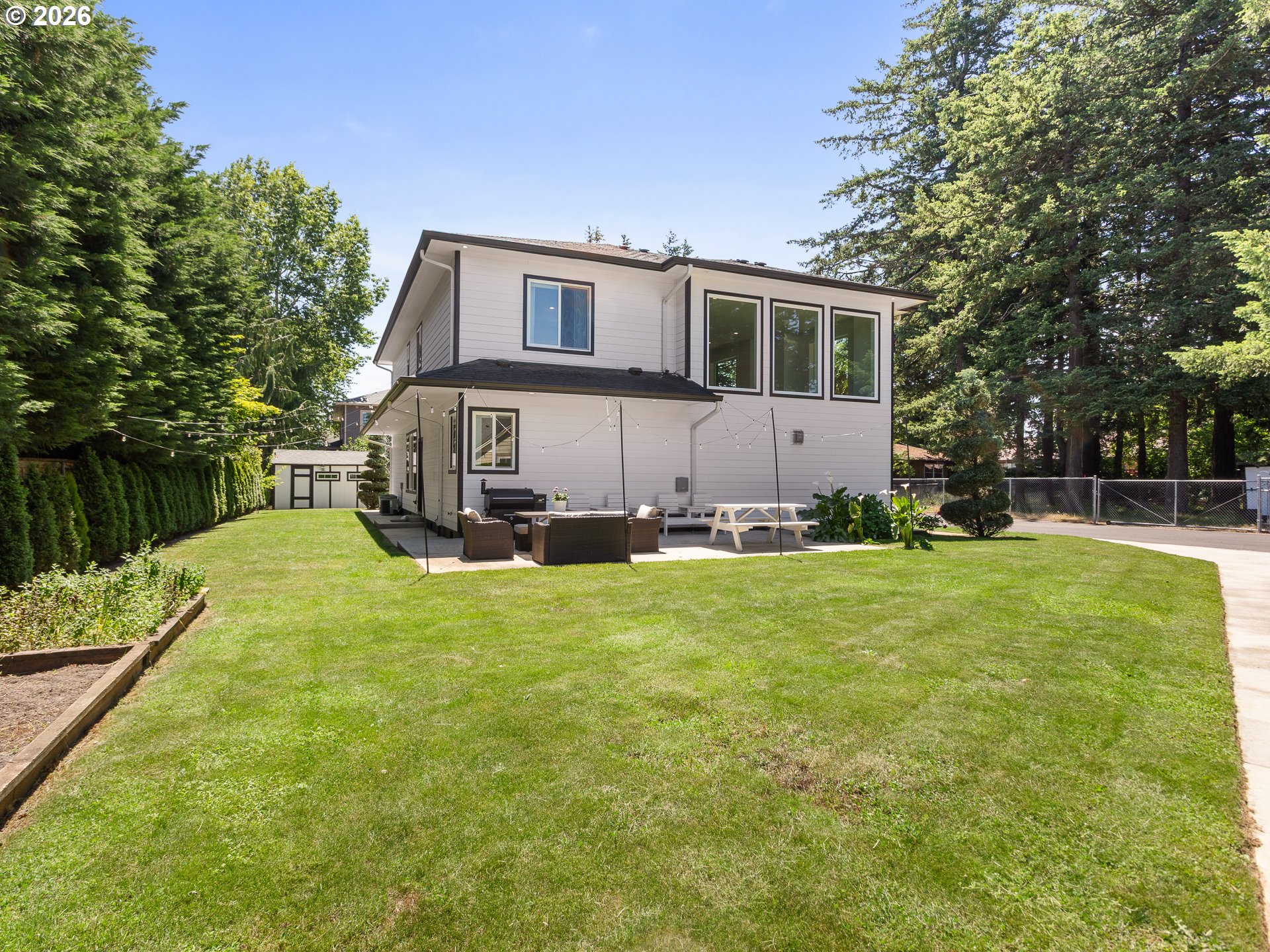 483 CHERRY PARK RD, Troutdale, OR 97060