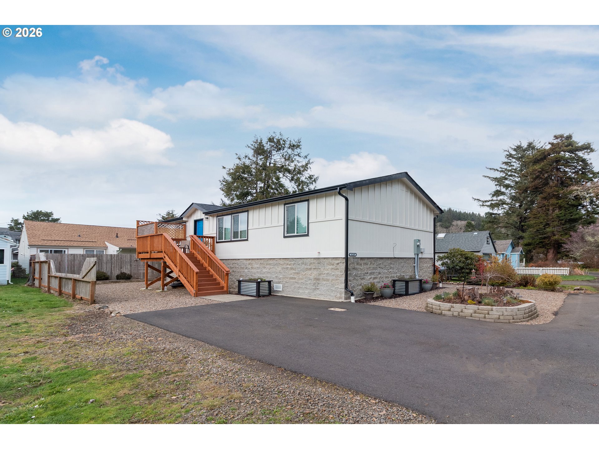 6269 JETTY AVE, LincolnCity, OR 97367