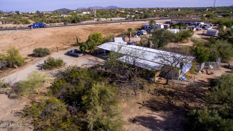 closer pic of manufactured home (1 of 1)