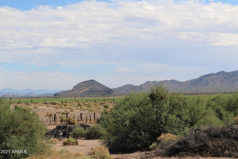Fenced pasture with great mountain views