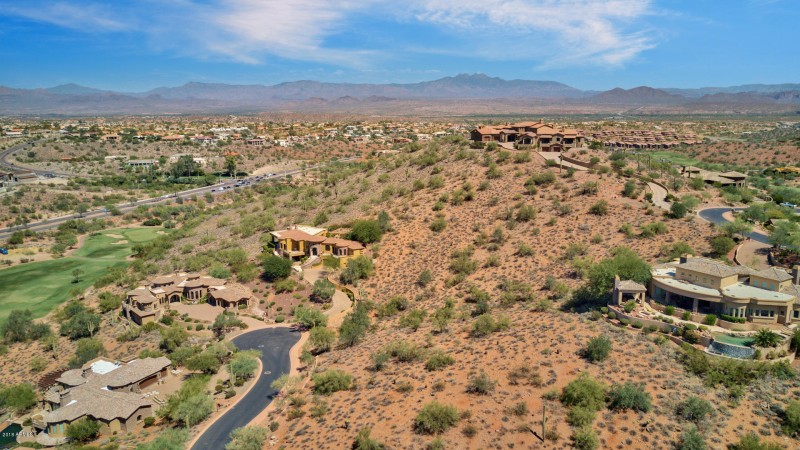 10125 N McDowell View Trail