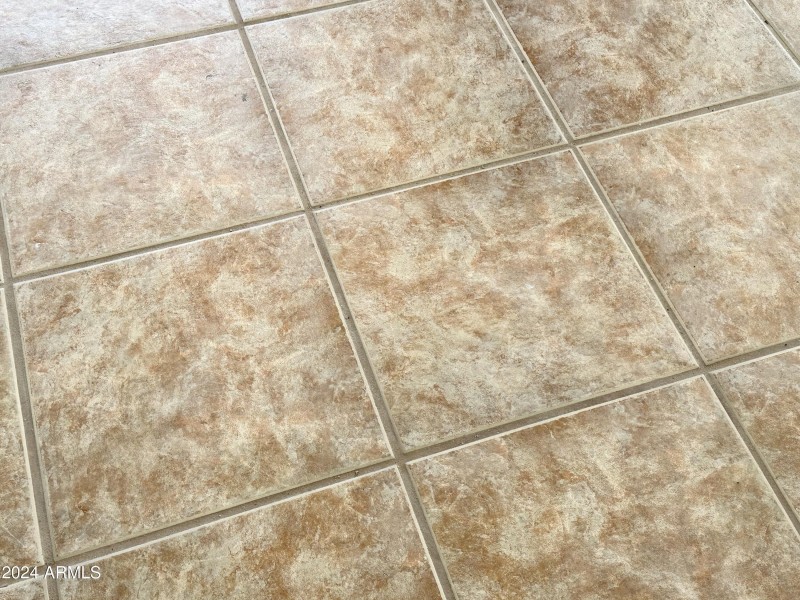 DECK TILE