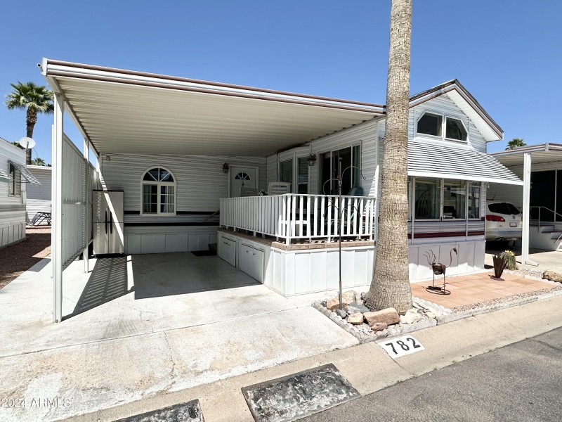 SPACIOUS CARPORT