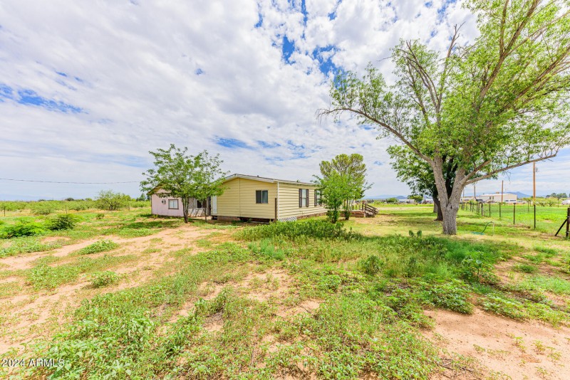 005 - 151 E. Havasu Way